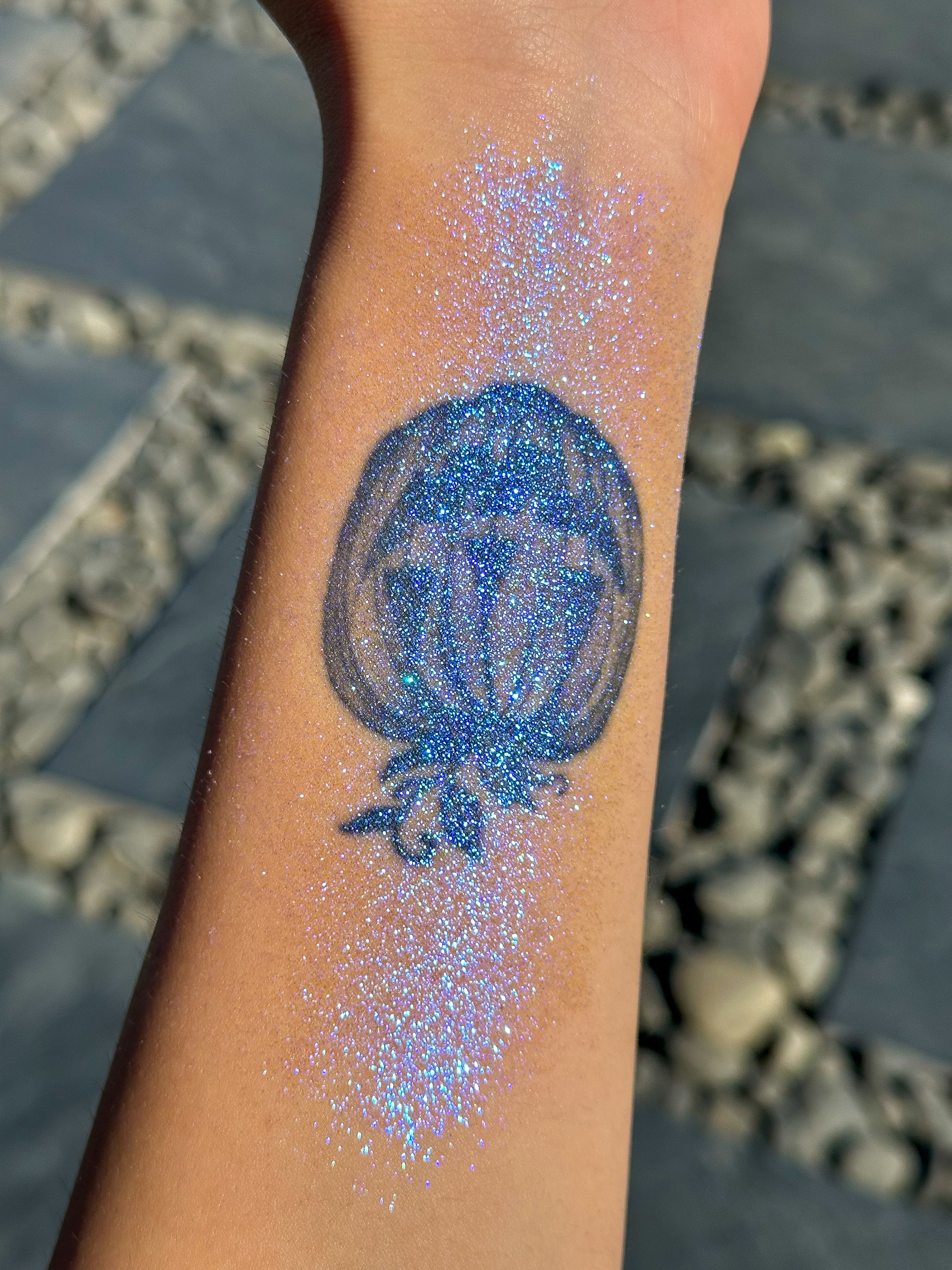 V Glitter Gel by Veronica Meers