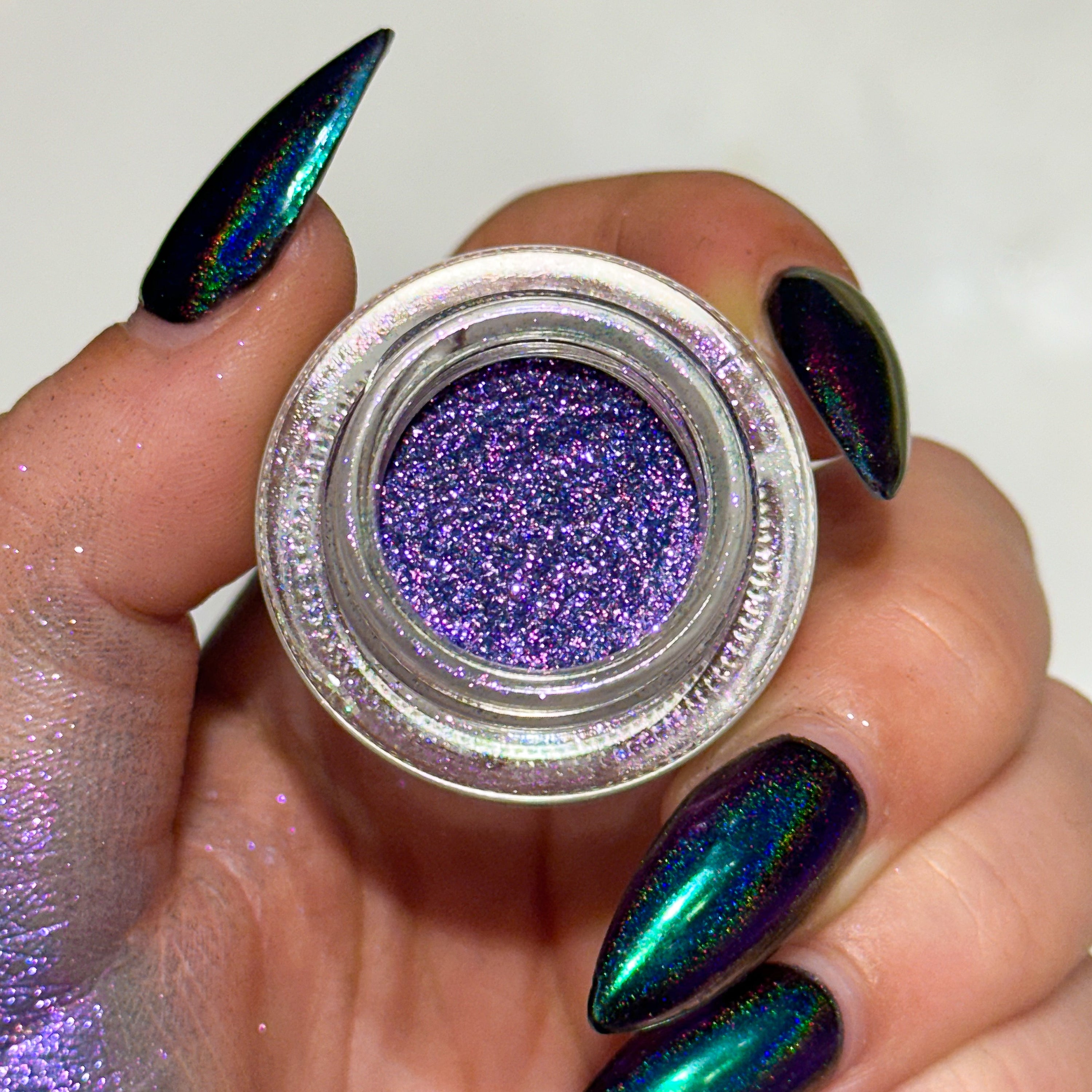 Space Age Duochrome Loose Eyeshadow