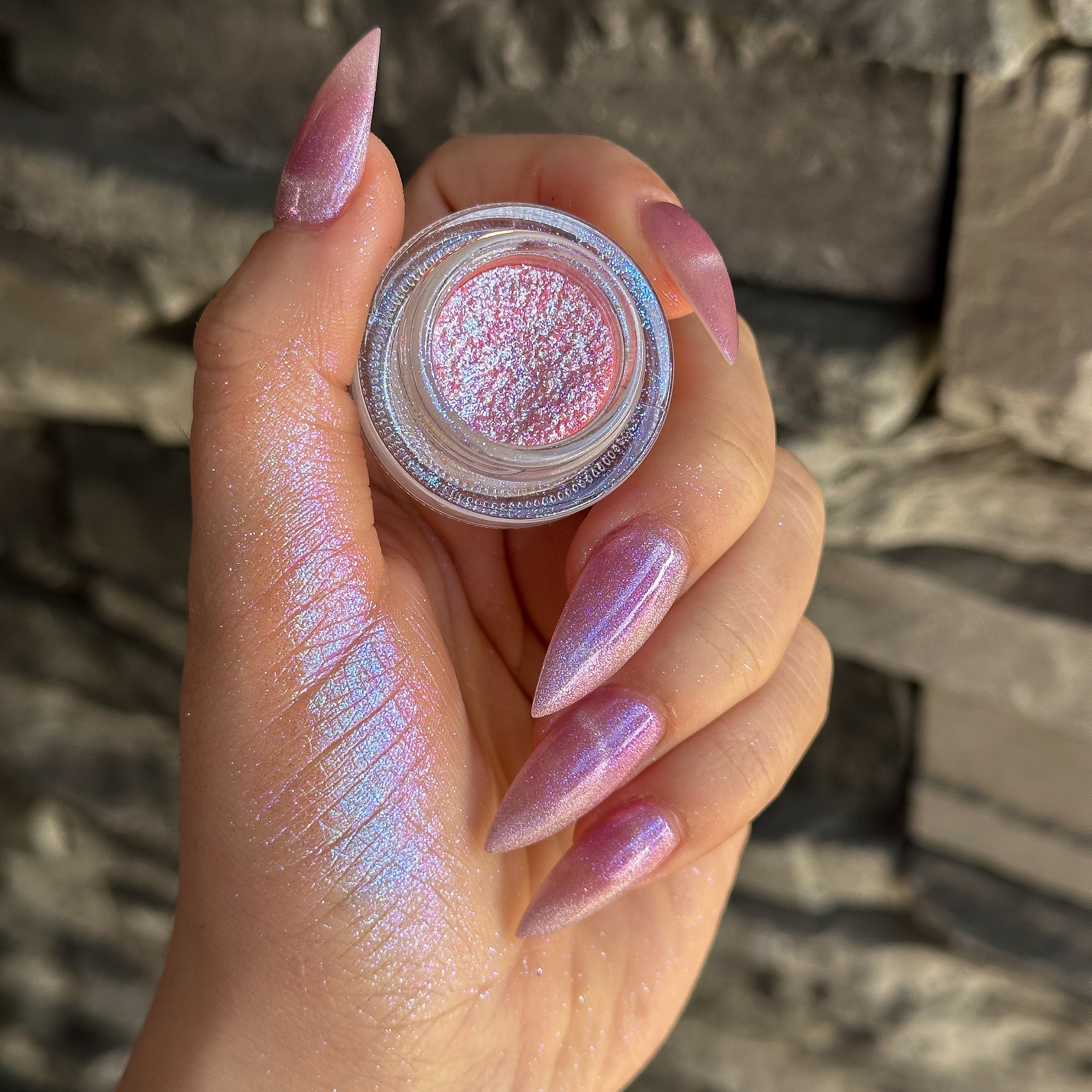Titania - Chromatic Iridescent Loose Eyeshadow