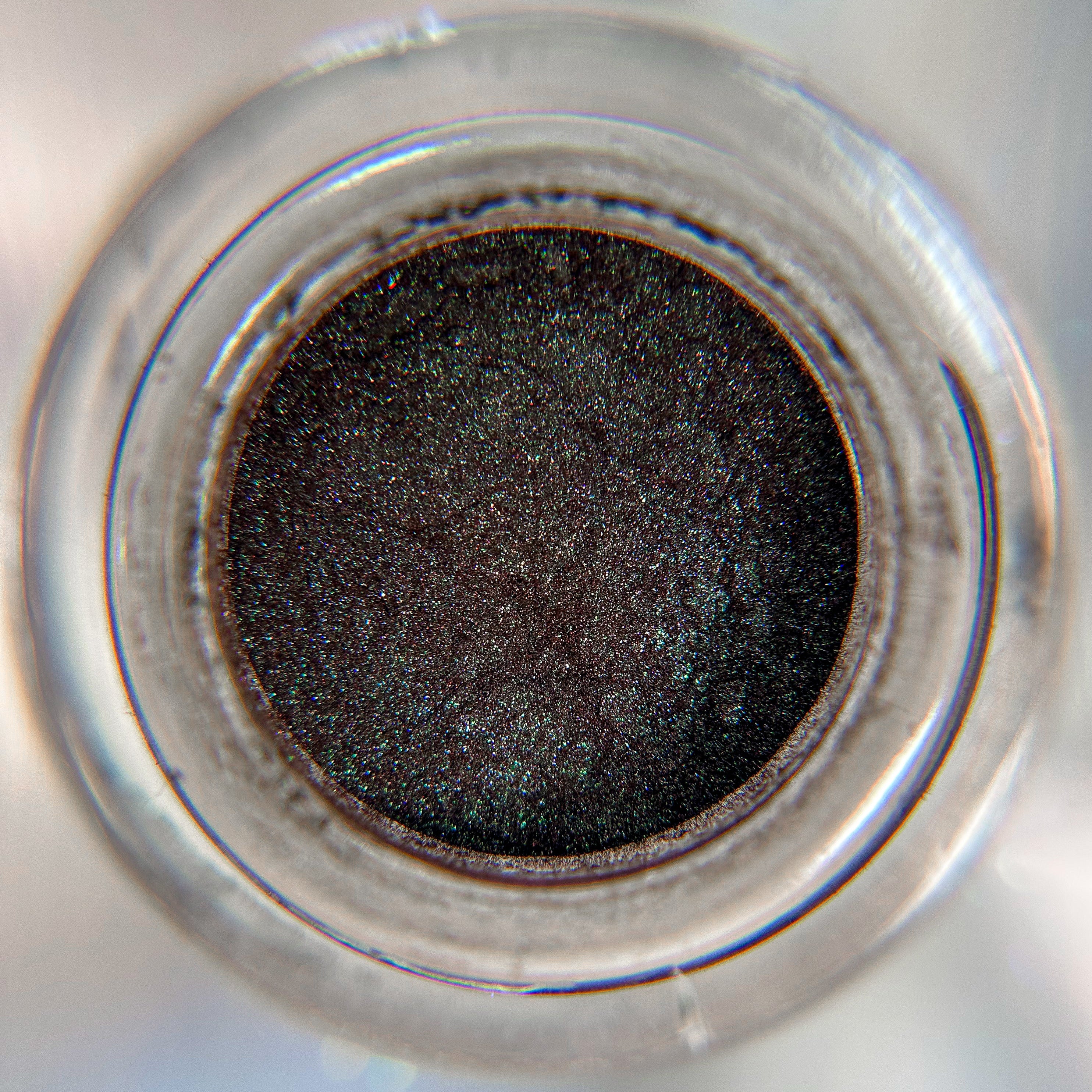 Deep Space Duochrome Loose Eyeshadow