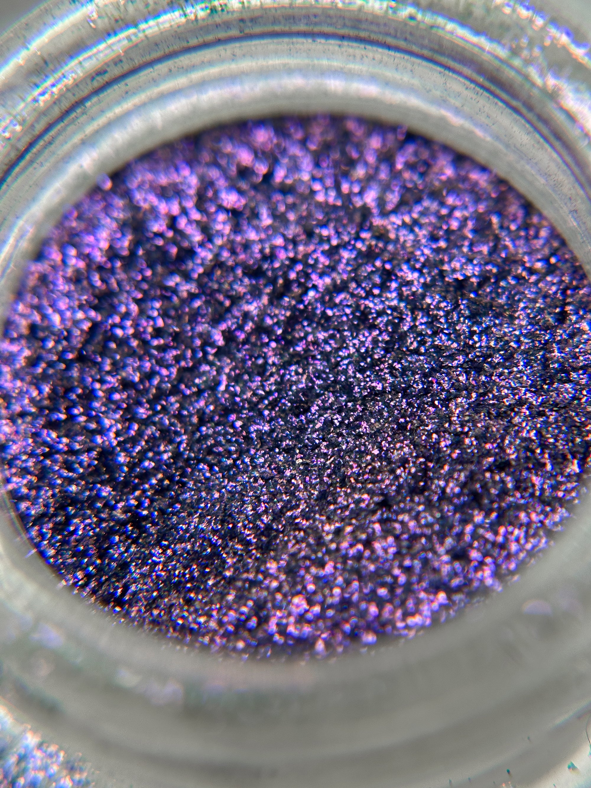 Space Age Duochrome Loose Eyeshadow