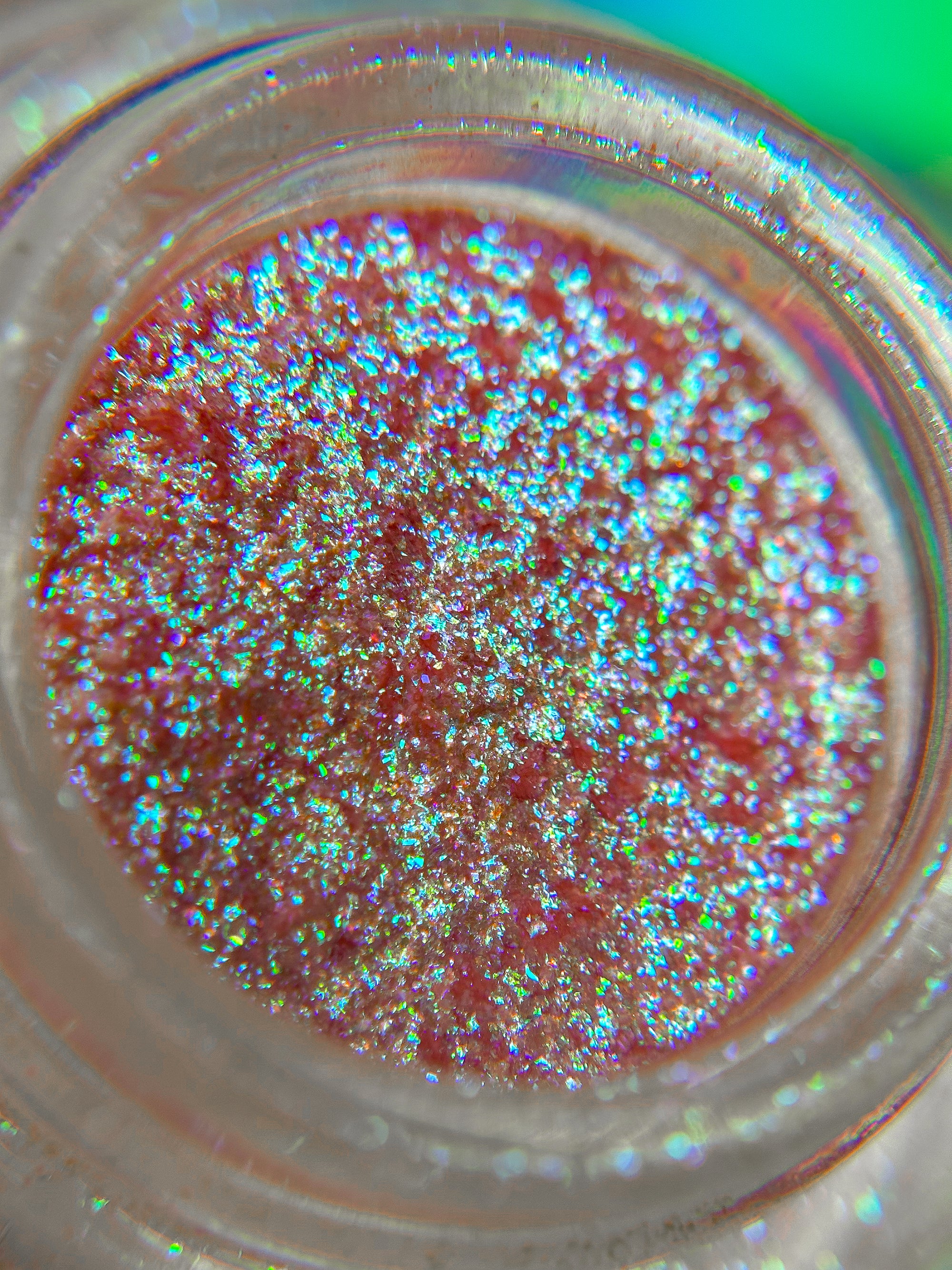Titania - Chromatic Iridescent Loose Eyeshadow
