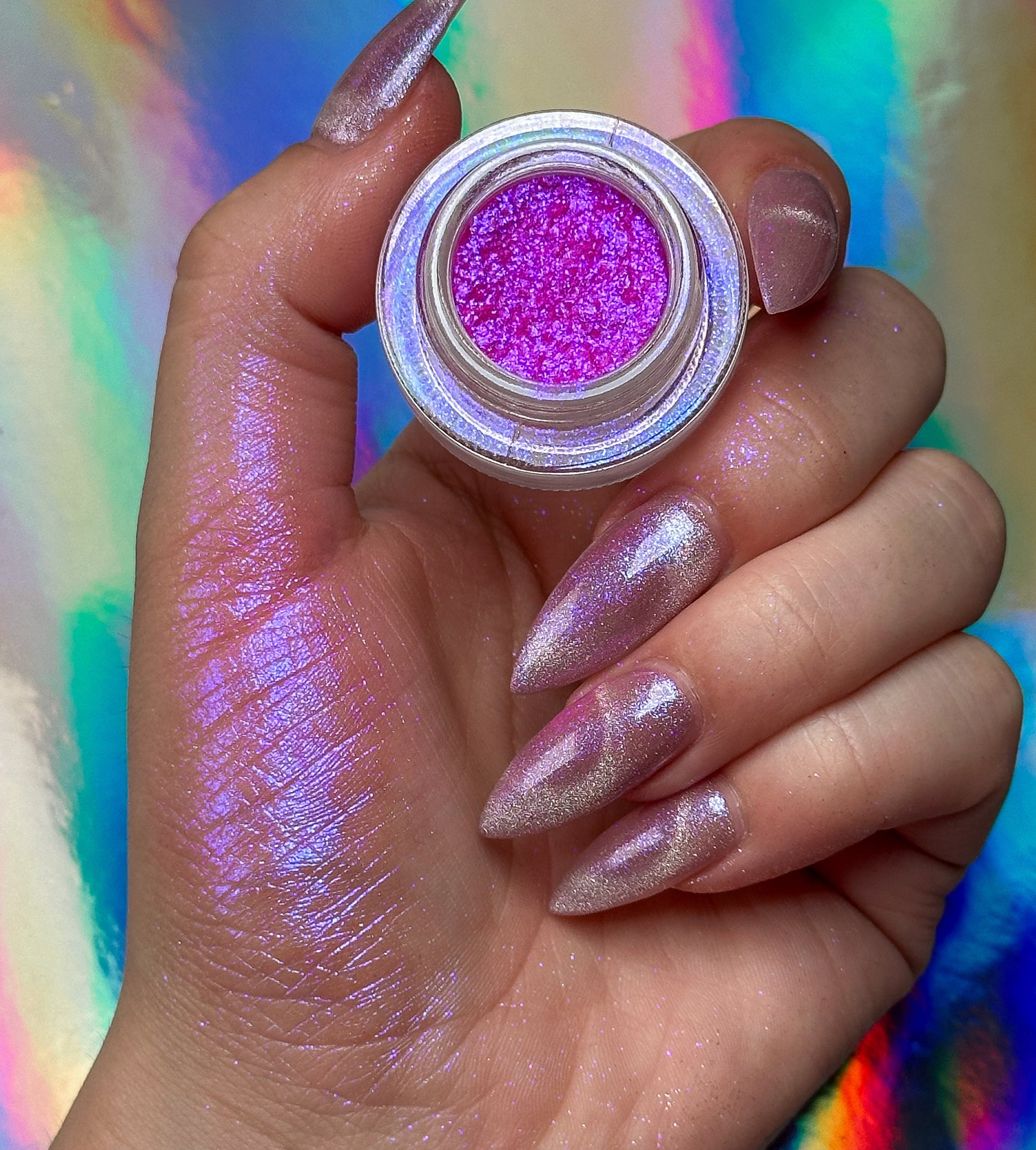 Venus - Chromatic Iridescent Loose Eyeshadow