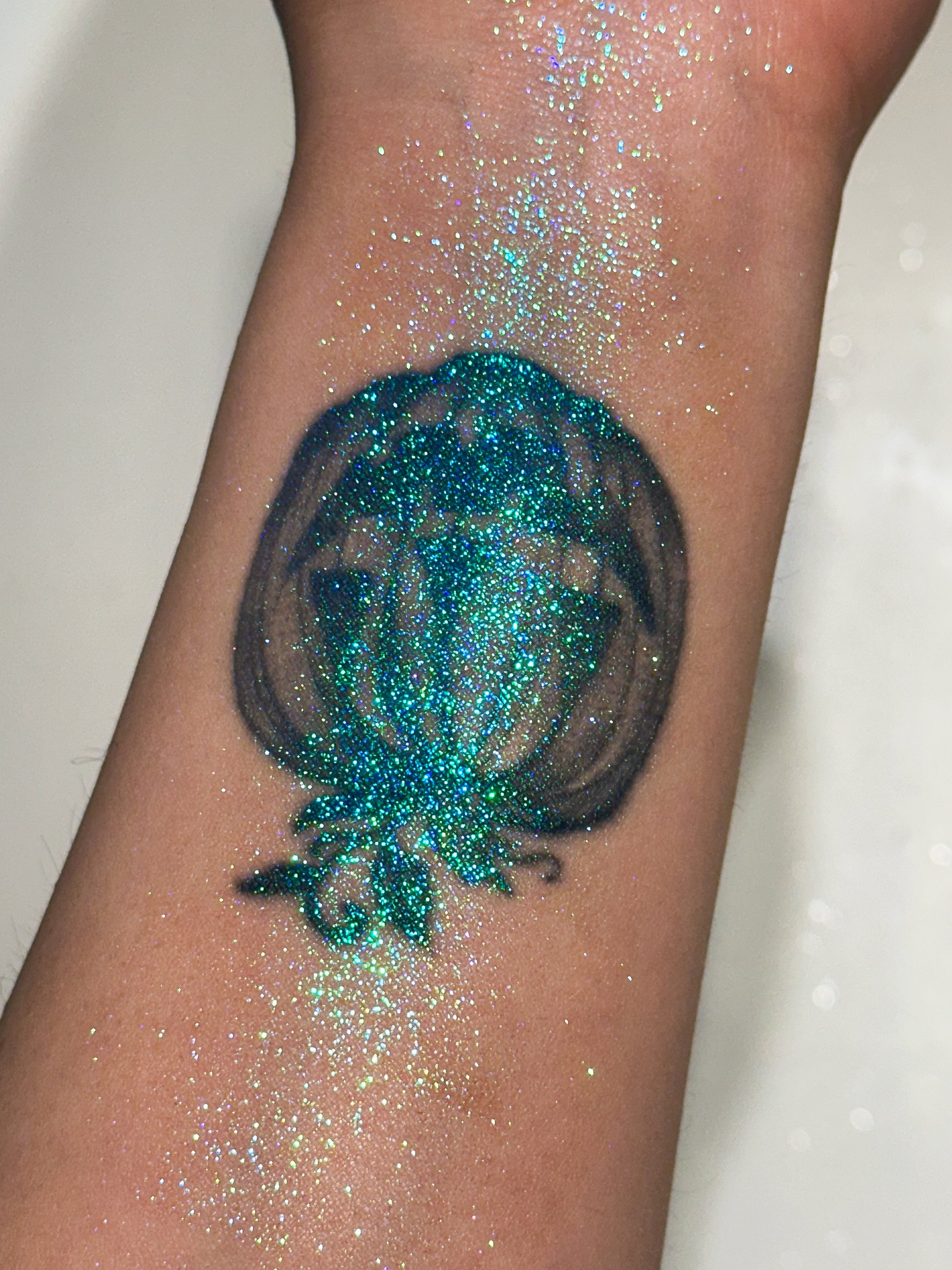 Hylia - Chromatic Iridescent Loose Eyeshadow