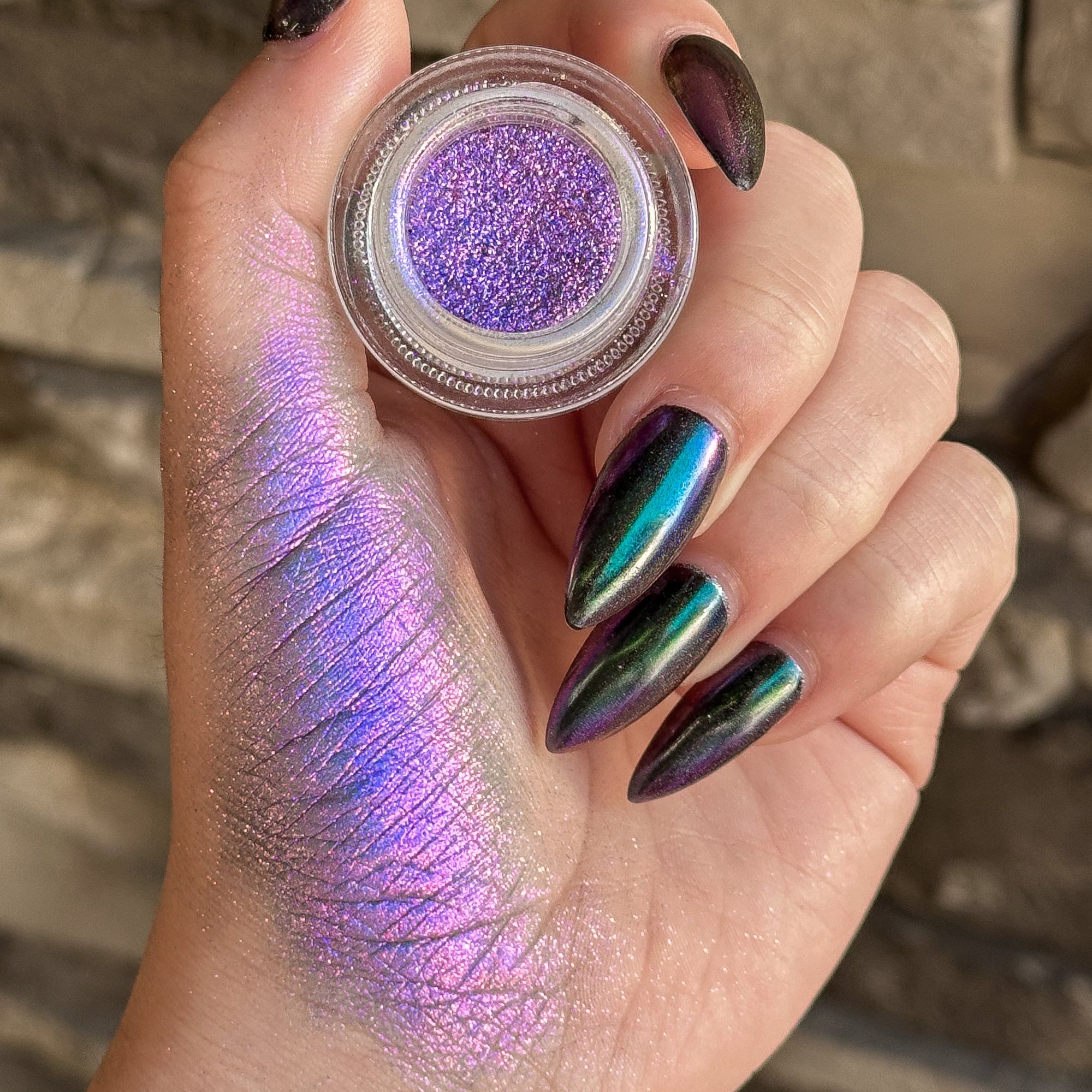 Space Age Duochrome Loose Eyeshadow