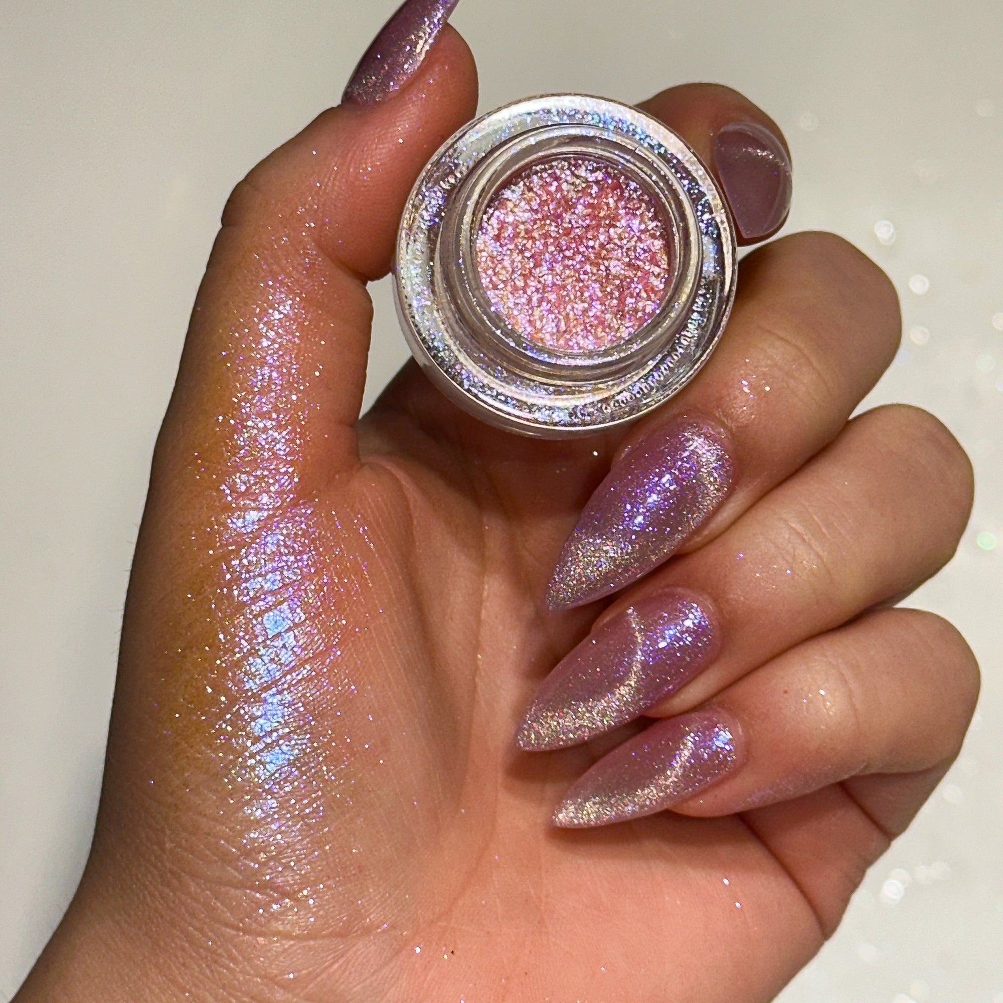 Titania - Chromatic Iridescent Loose Eyeshadow