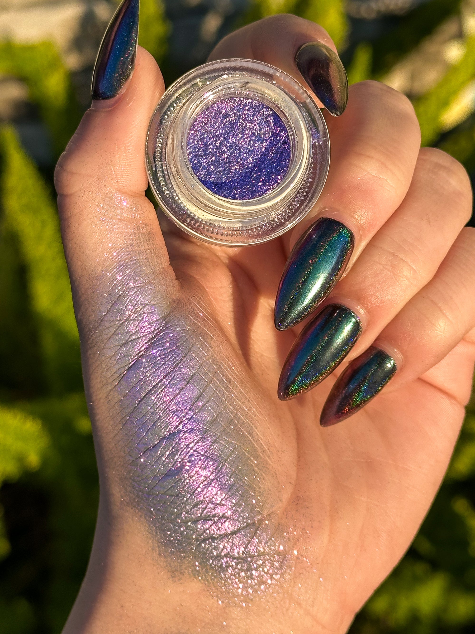 Space Age Duochrome Loose Eyeshadow