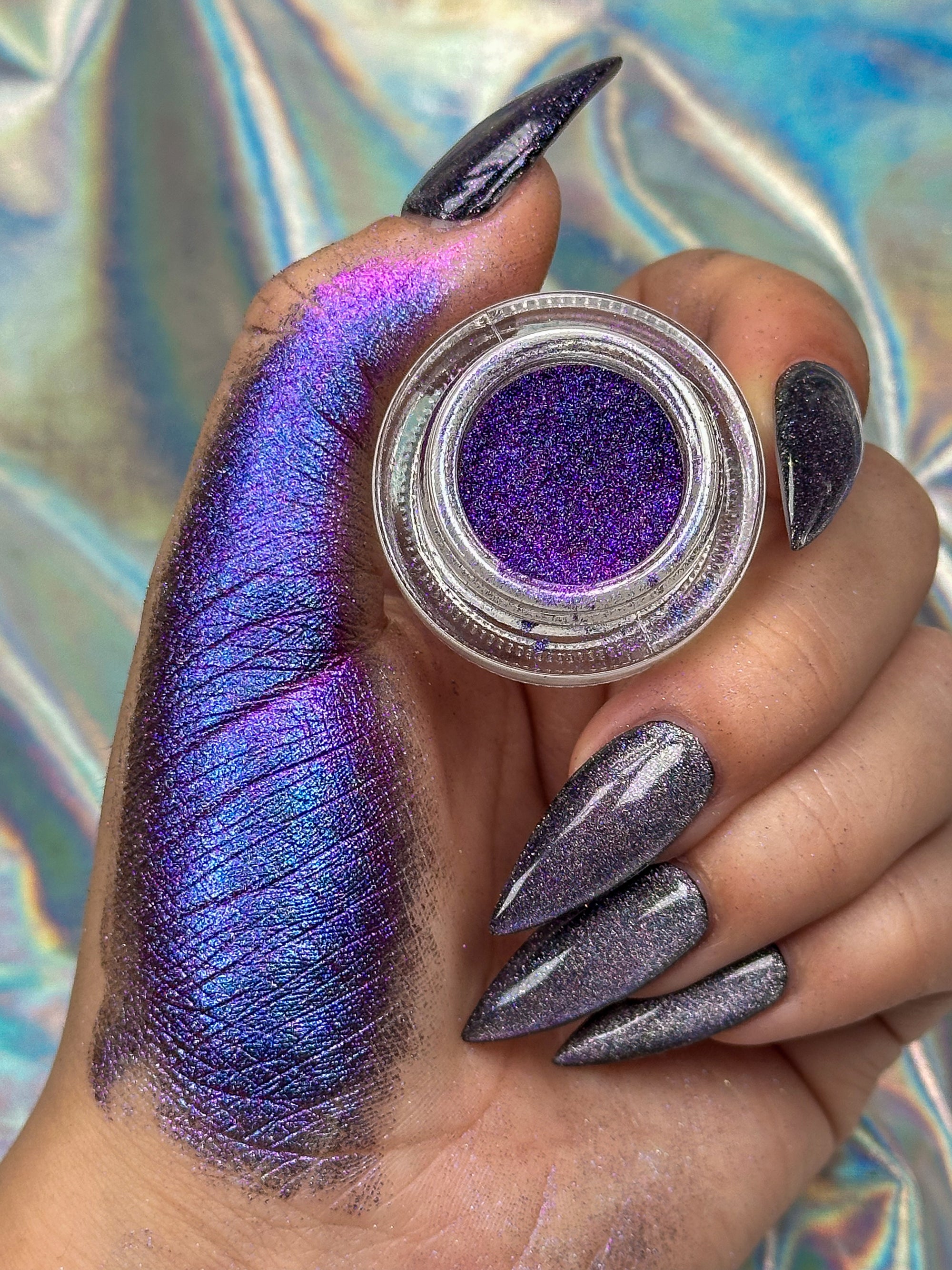 Galaxy Duochrome Loose Eyeshadow