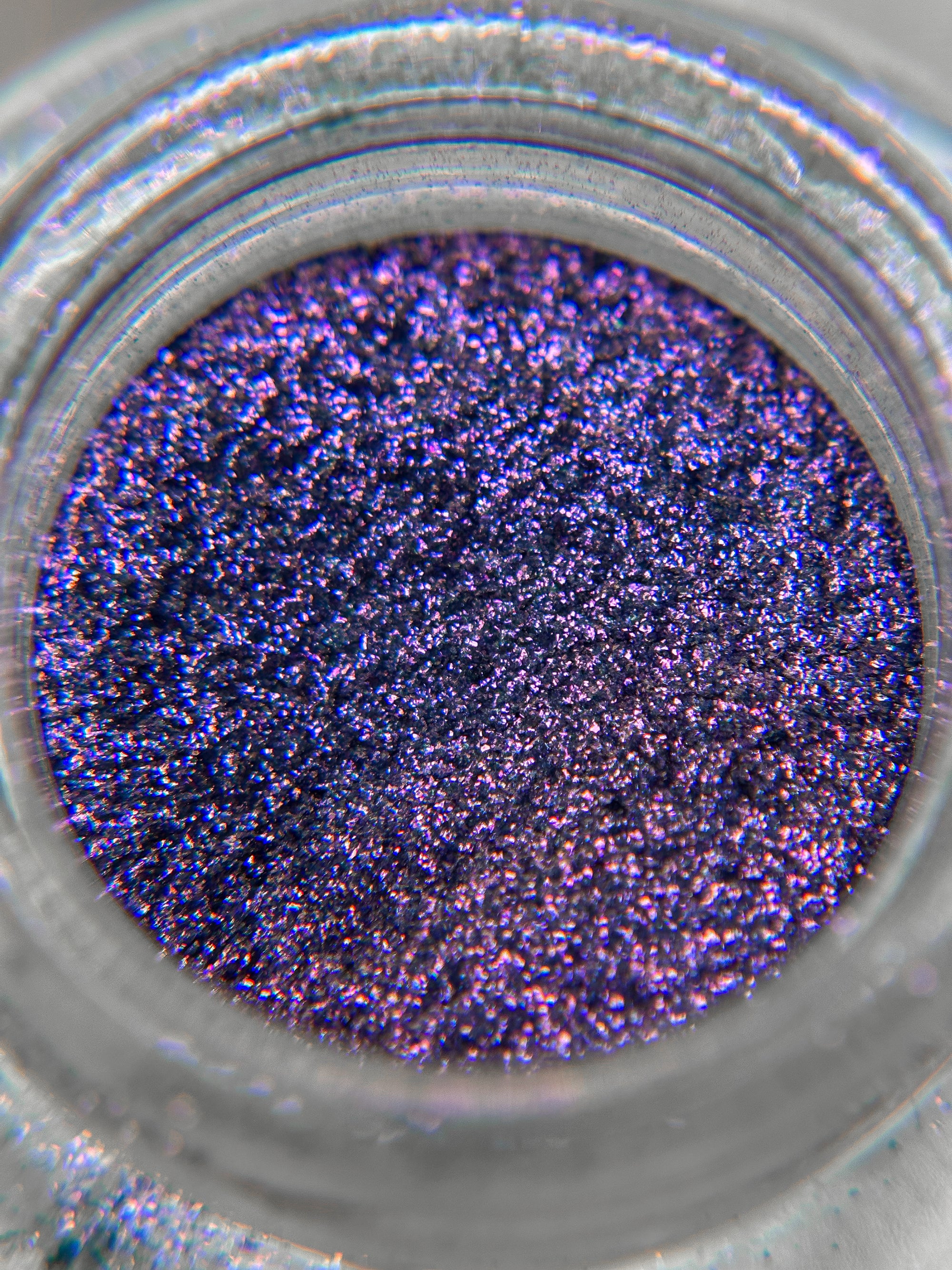 Space Age Duochrome Loose Eyeshadow