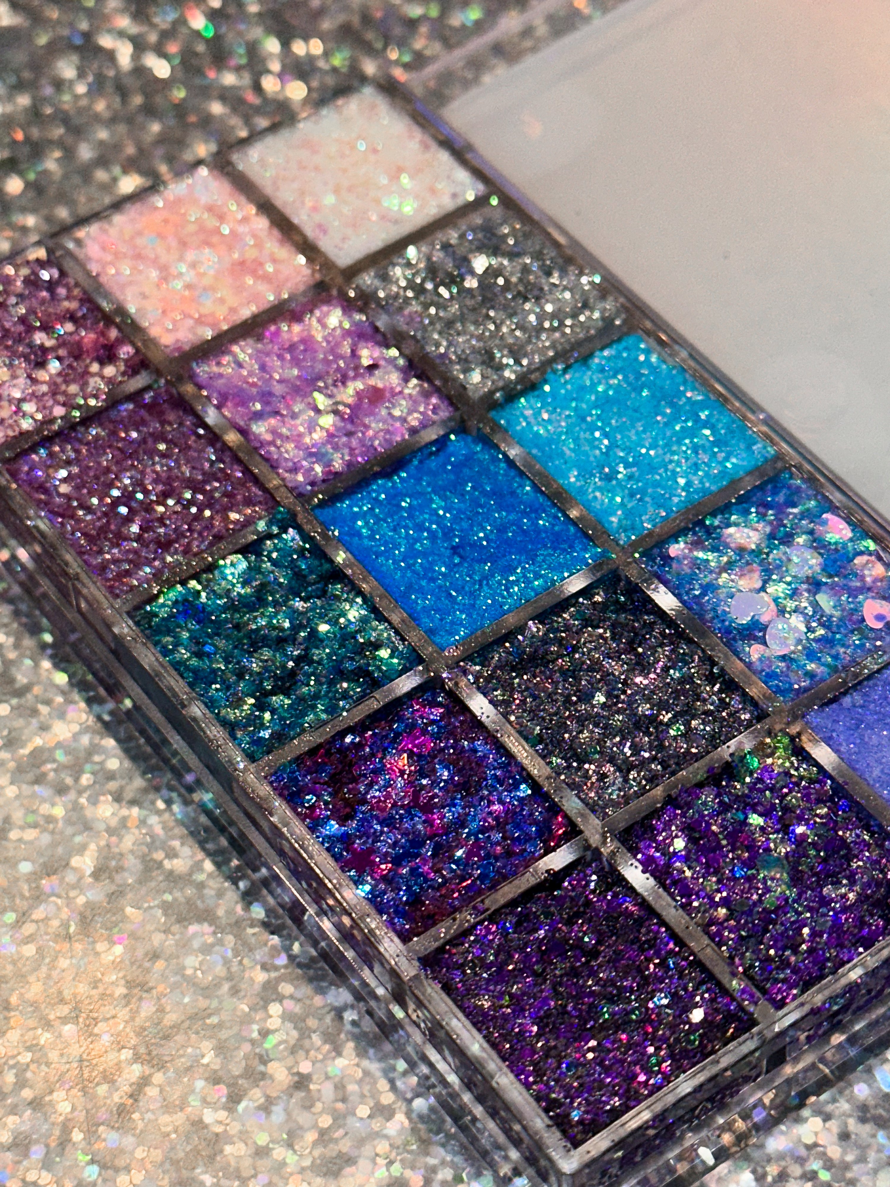 Custom Mini Glitter Palette (15 colors)