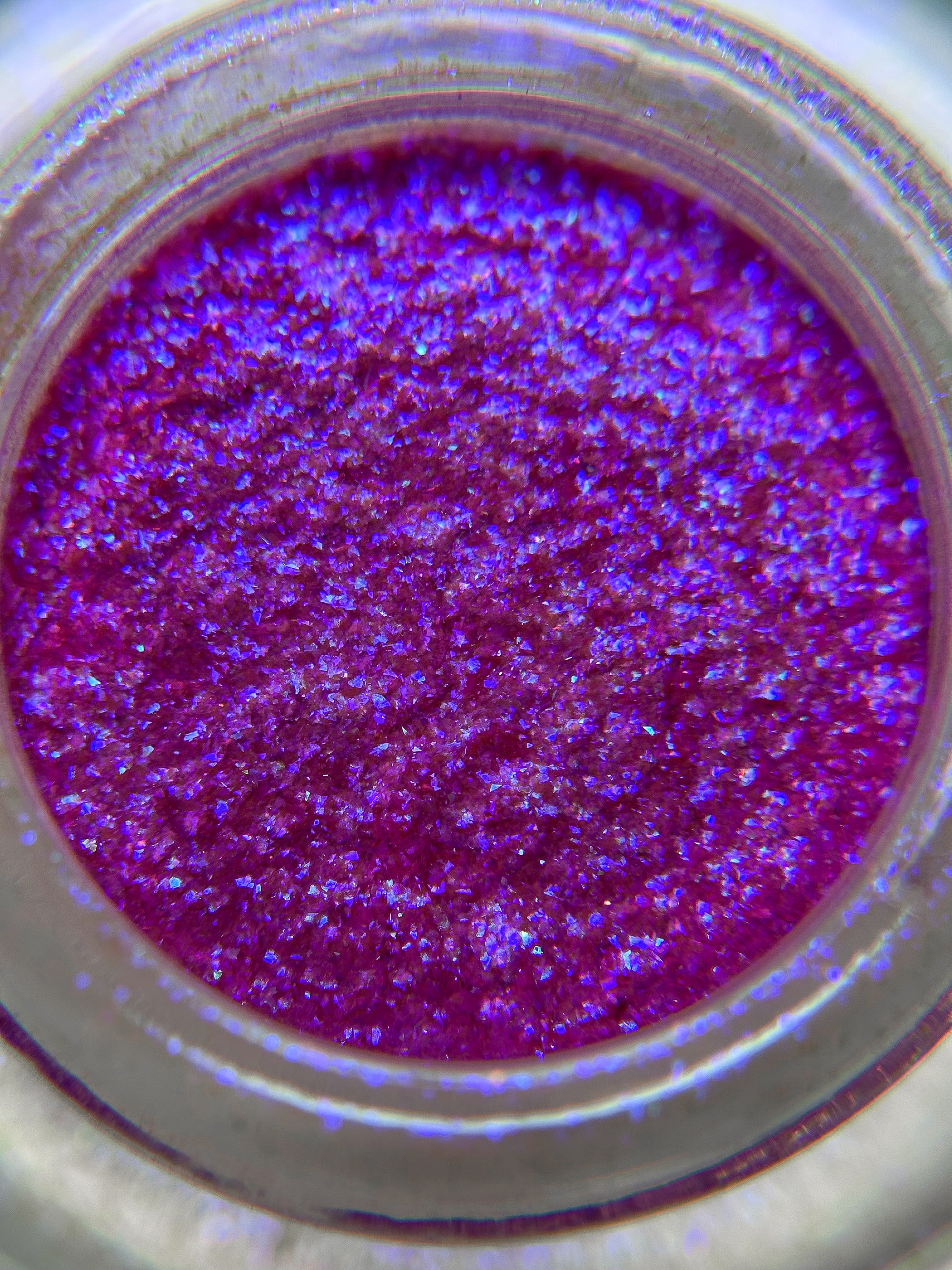 Venus - Chromatic Iridescent Loose Eyeshadow