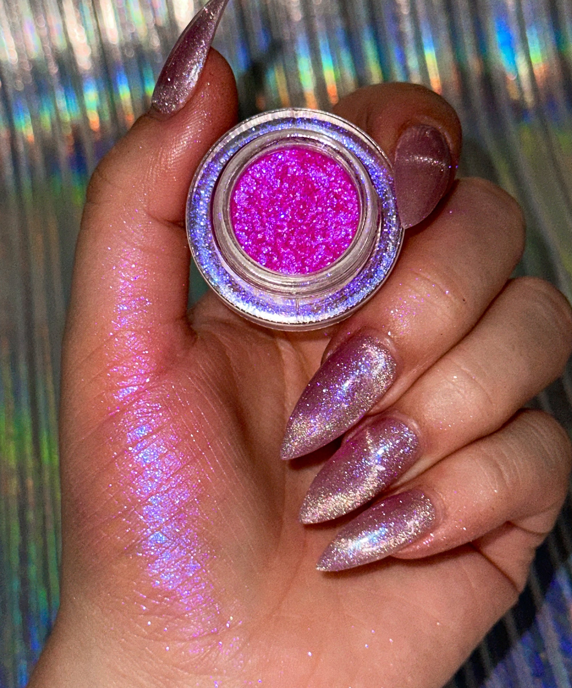 Venus - Chromatic Iridescent Loose Eyeshadow
