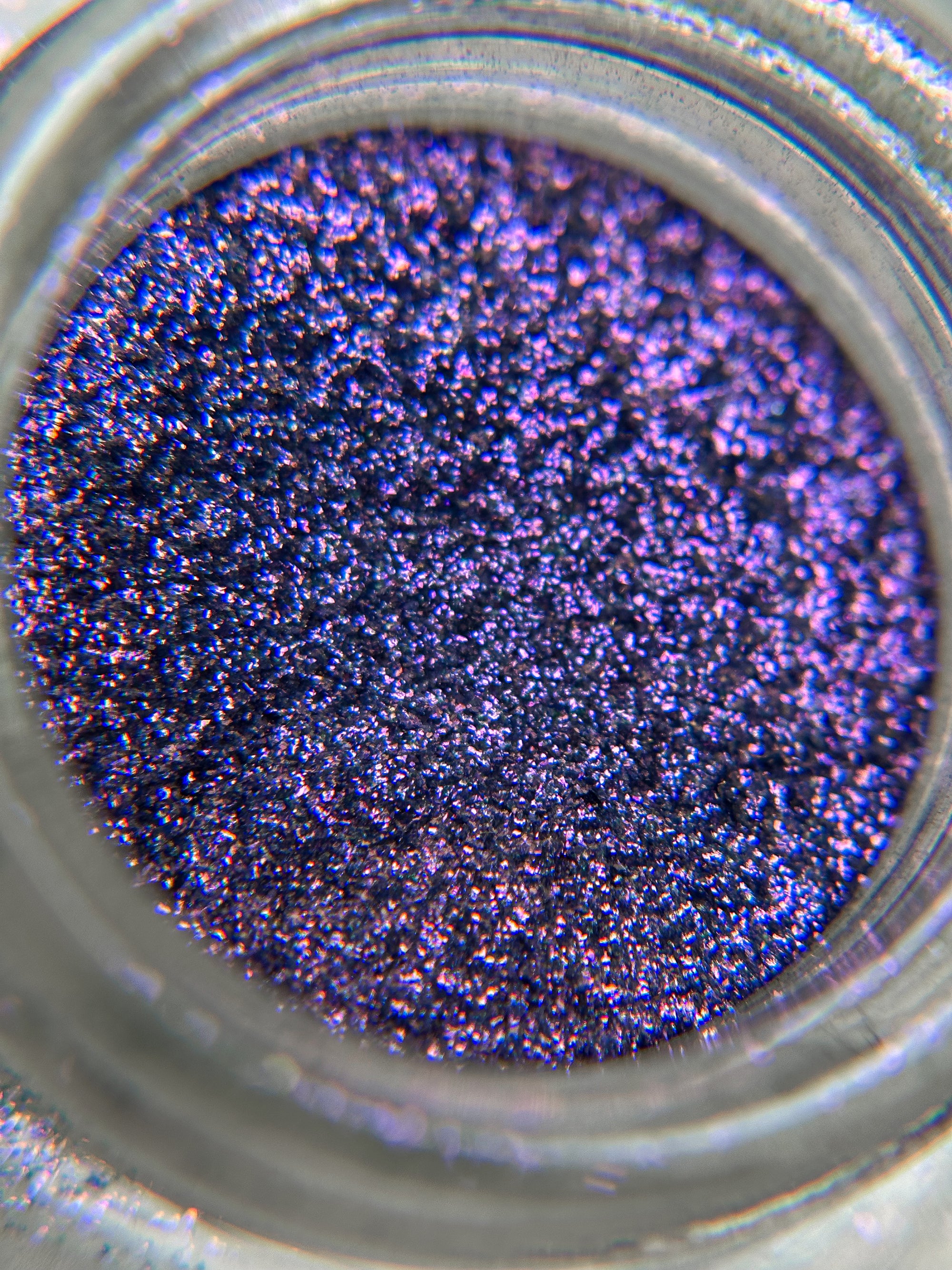 Space Age Duochrome Loose Eyeshadow