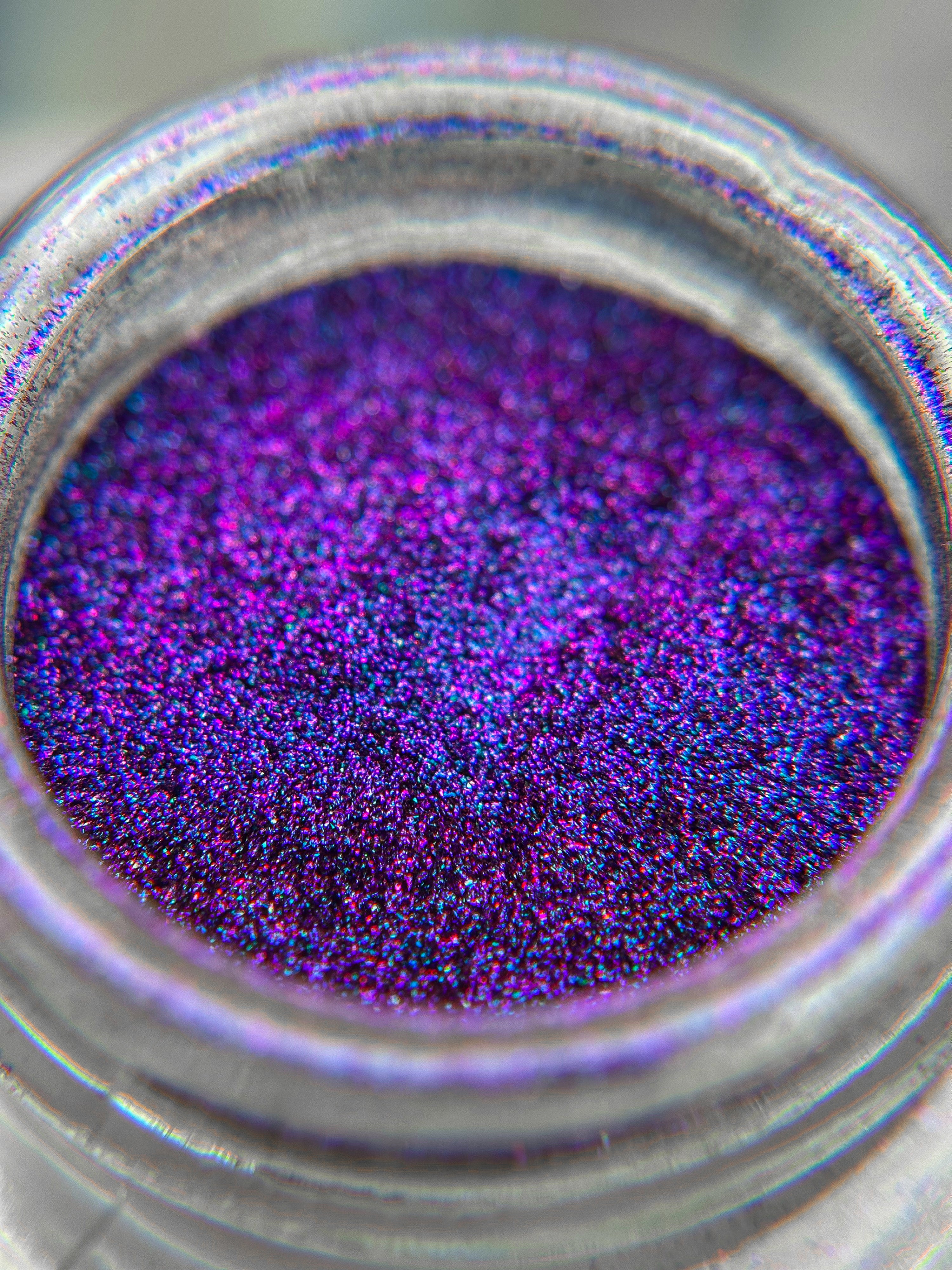 Galaxy Duochrome Loose Eyeshadow