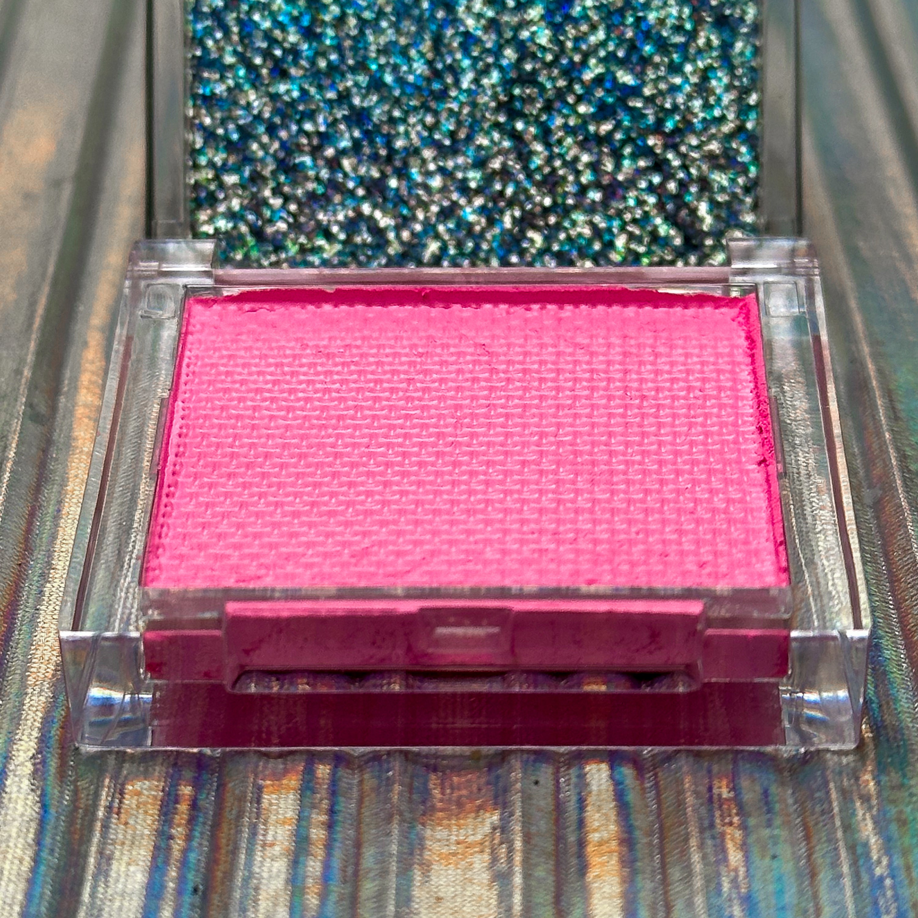 Bubblegum Bitch Splash Liner