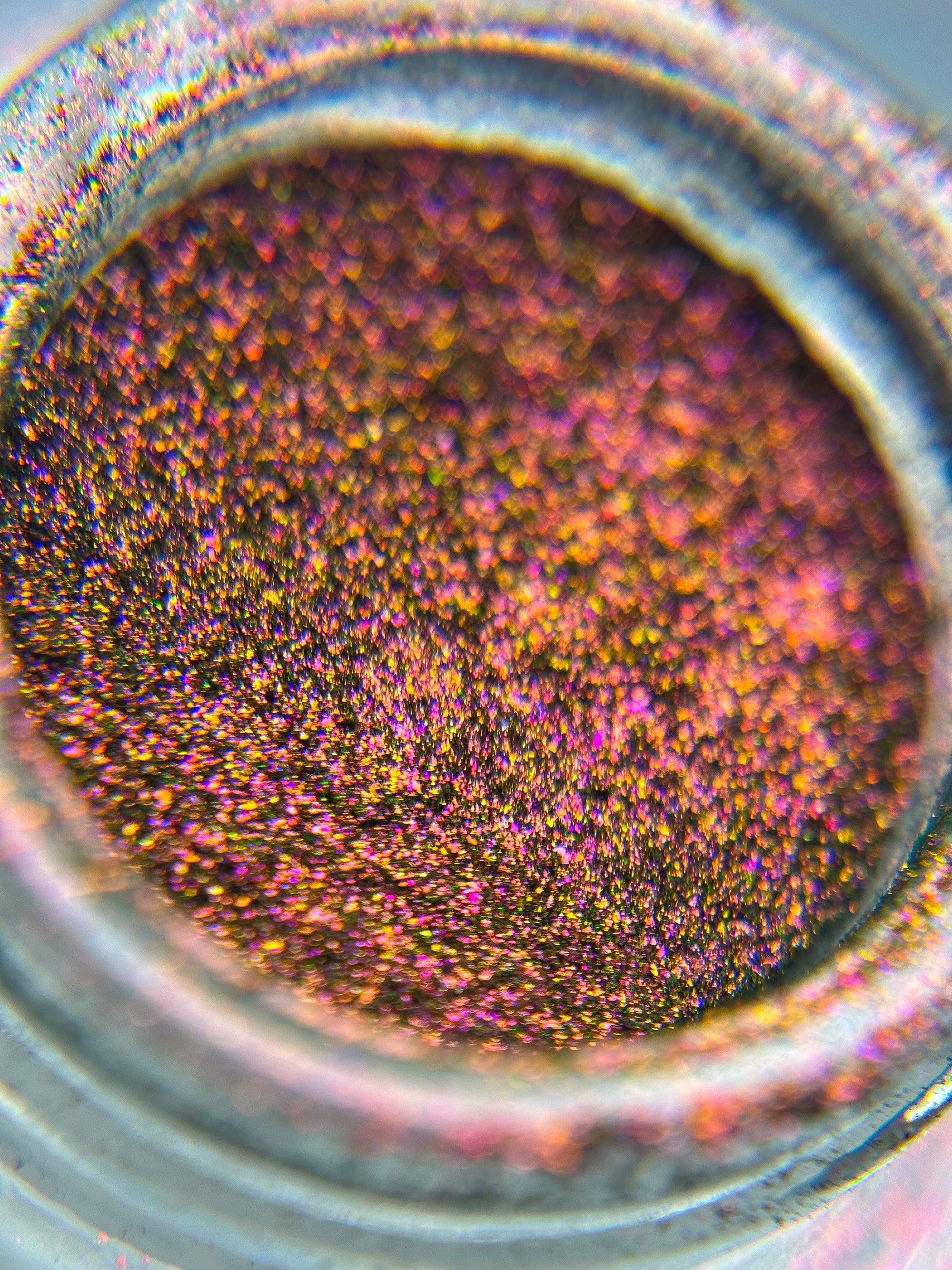 Lovefool Duochrome Loose Eyeshadow