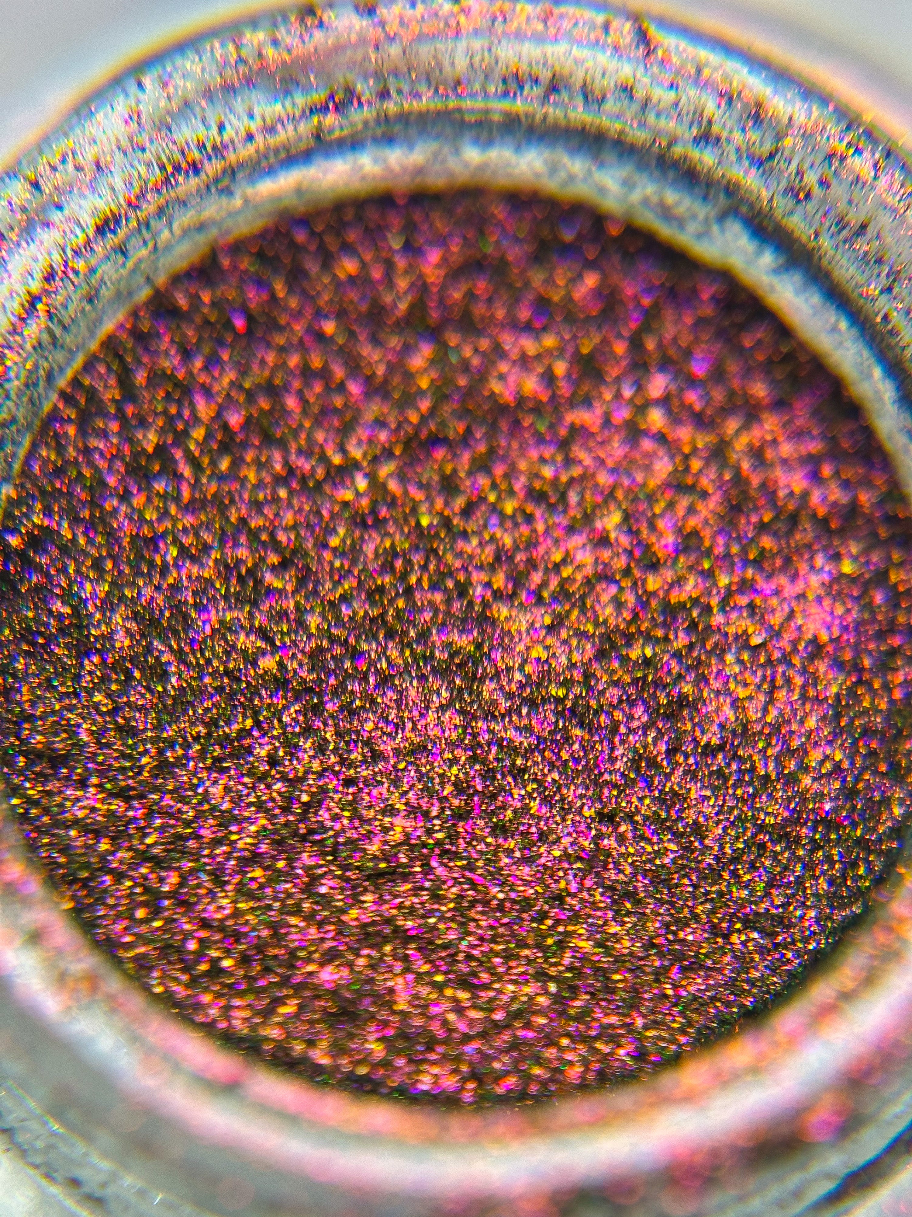Lovefool Duochrome Loose Eyeshadow