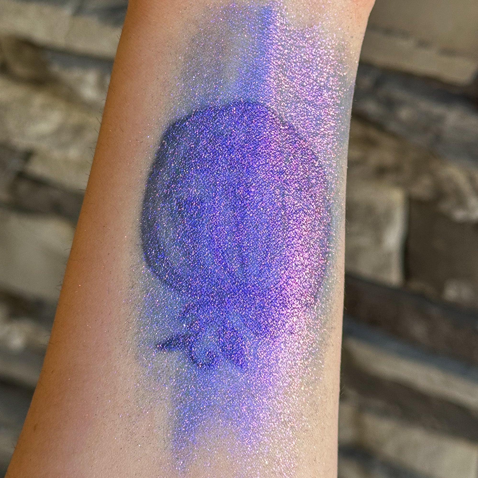 Space Age Duochrome Loose Eyeshadow