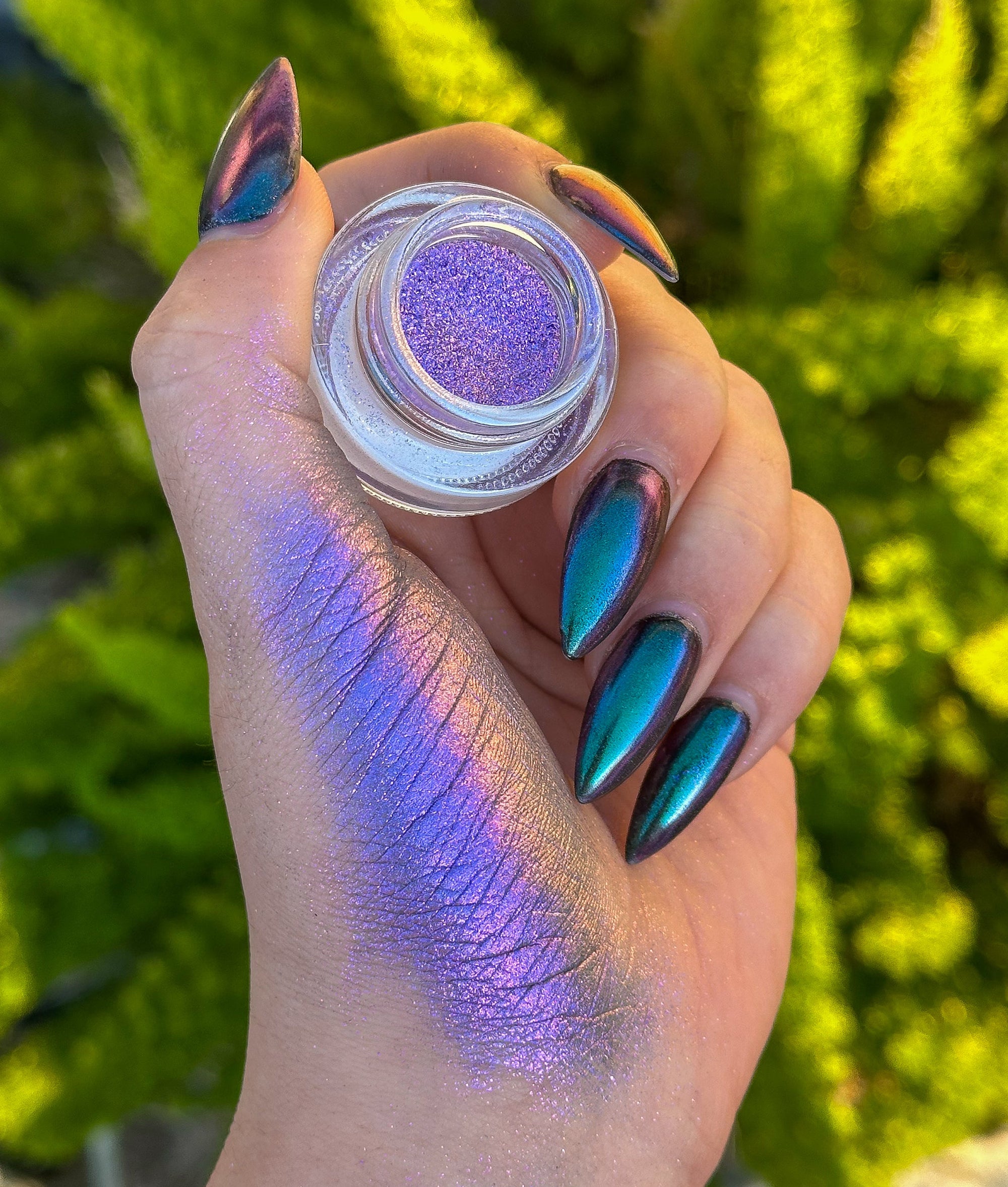 Space Age Duochrome Loose Eyeshadow