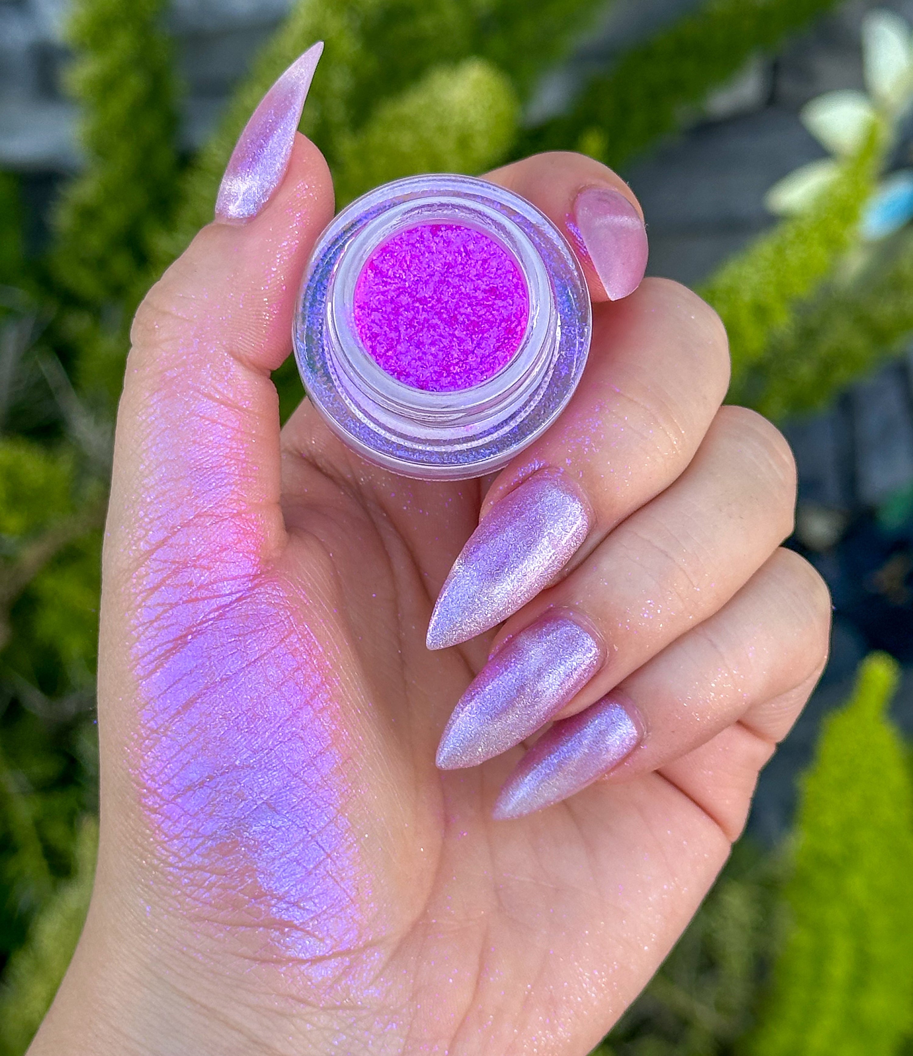 Venus - Chromatic Iridescent Loose Eyeshadow