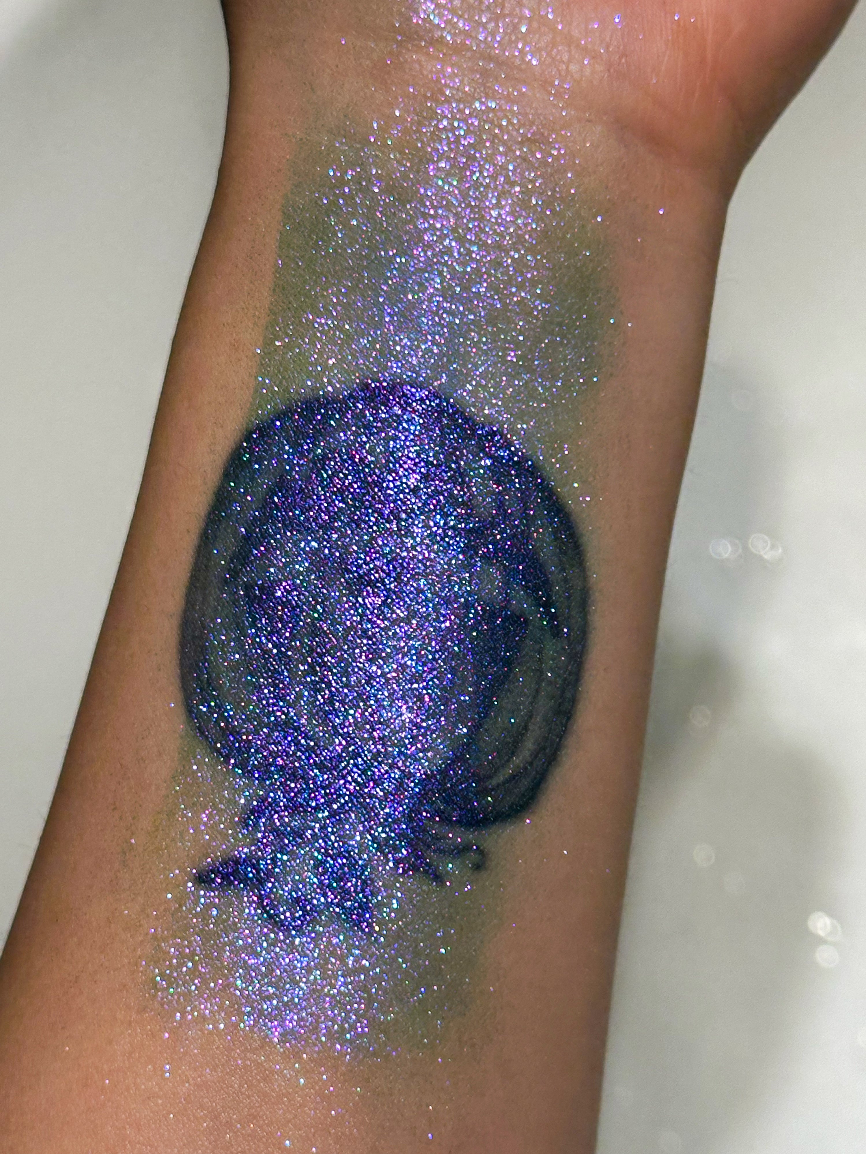 Nebula - Chromatic Iridescent Loose Eyeshadow