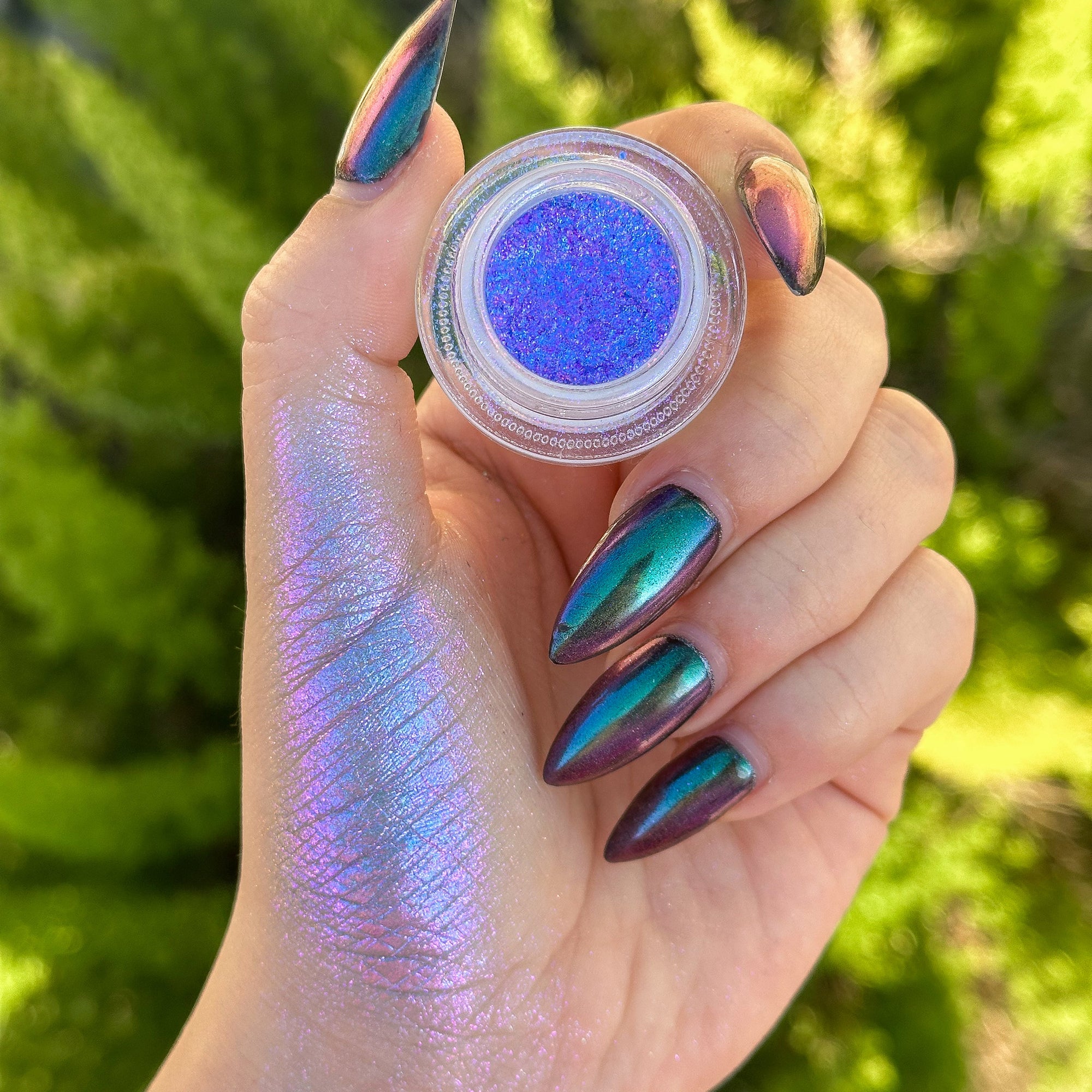 Nebula - Chromatic Iridescent Loose Eyeshadow