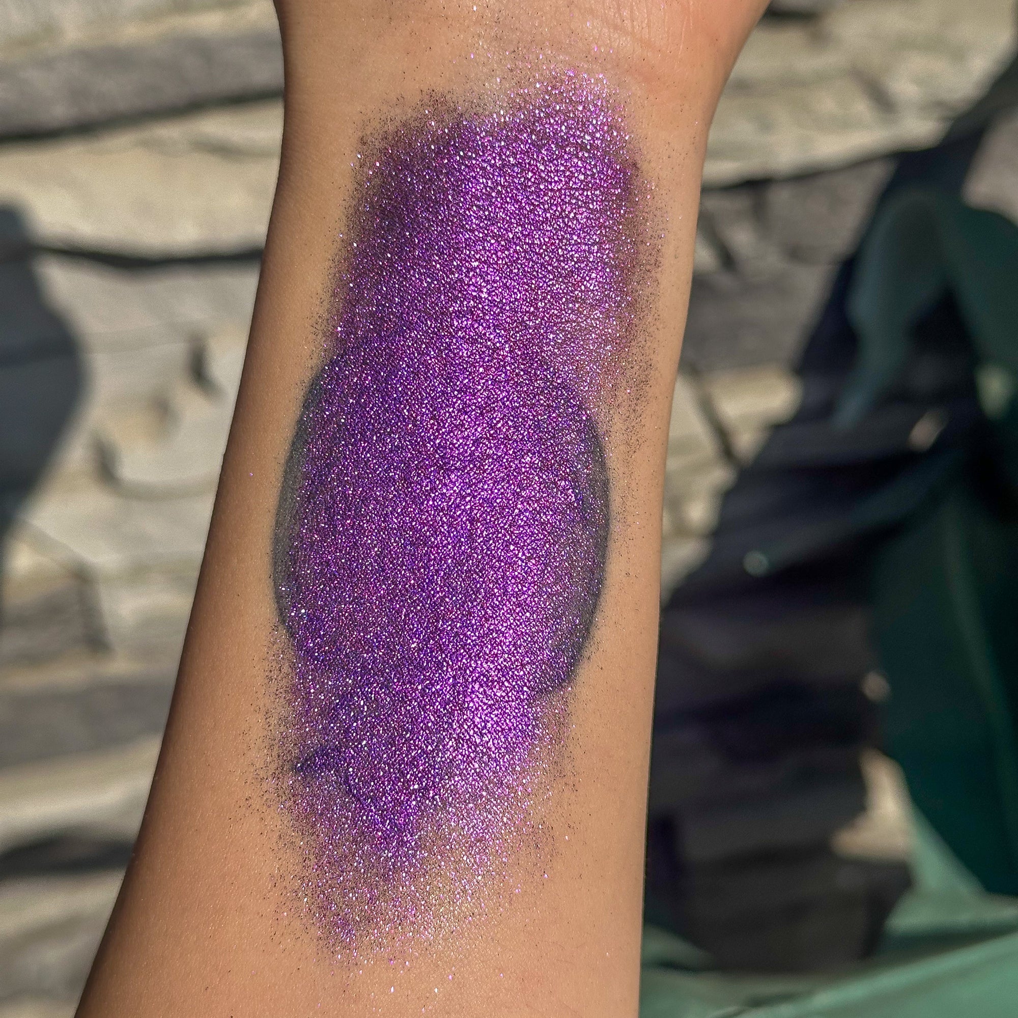 Mothership Duochrome Loose Eyeshadow