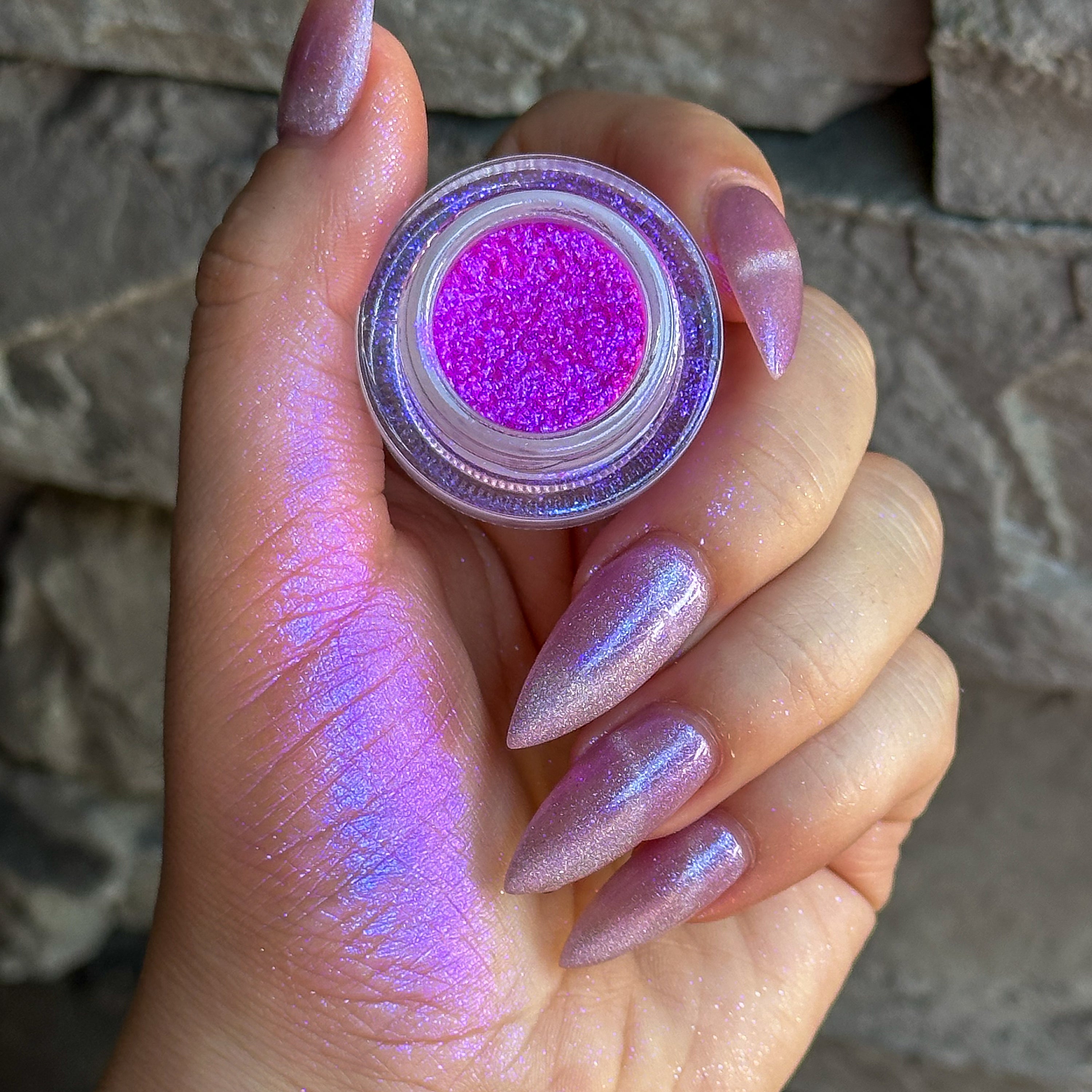 Venus - Chromatic Iridescent Loose Eyeshadow