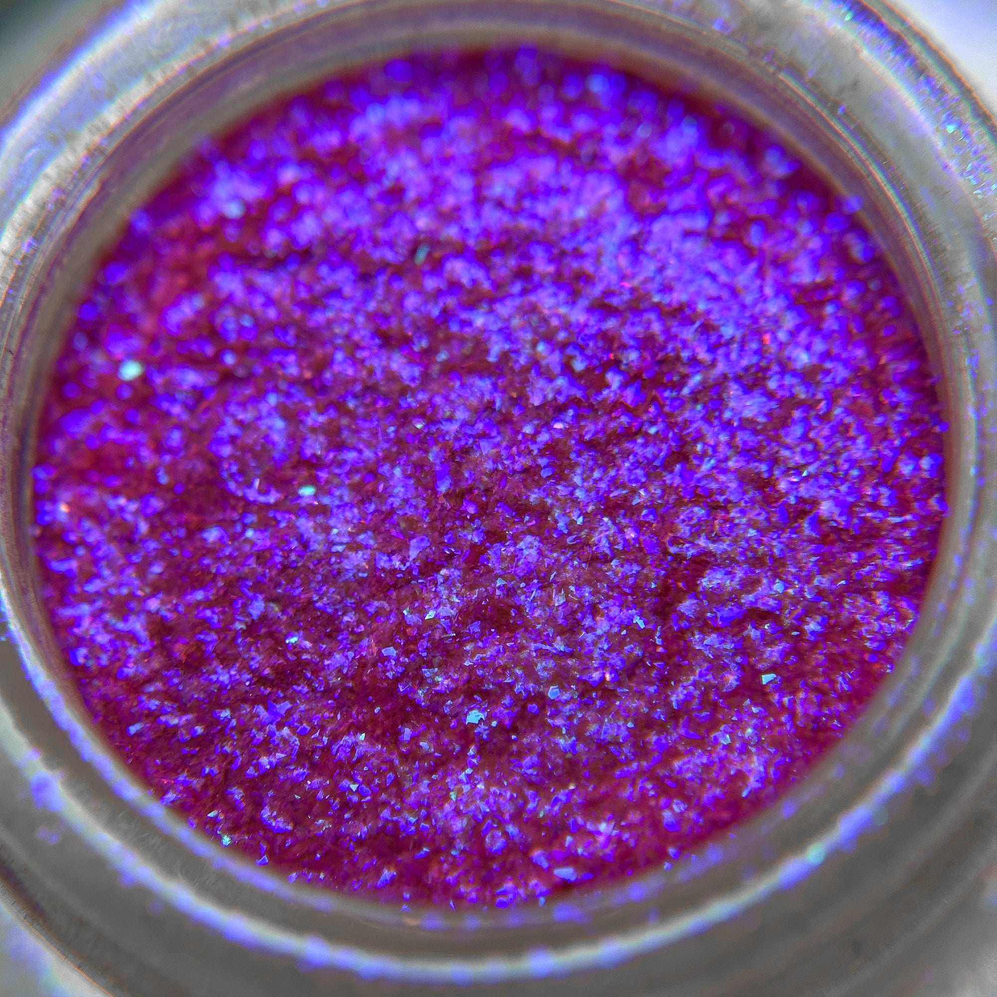 Venus - Chromatic Iridescent Loose Eyeshadow