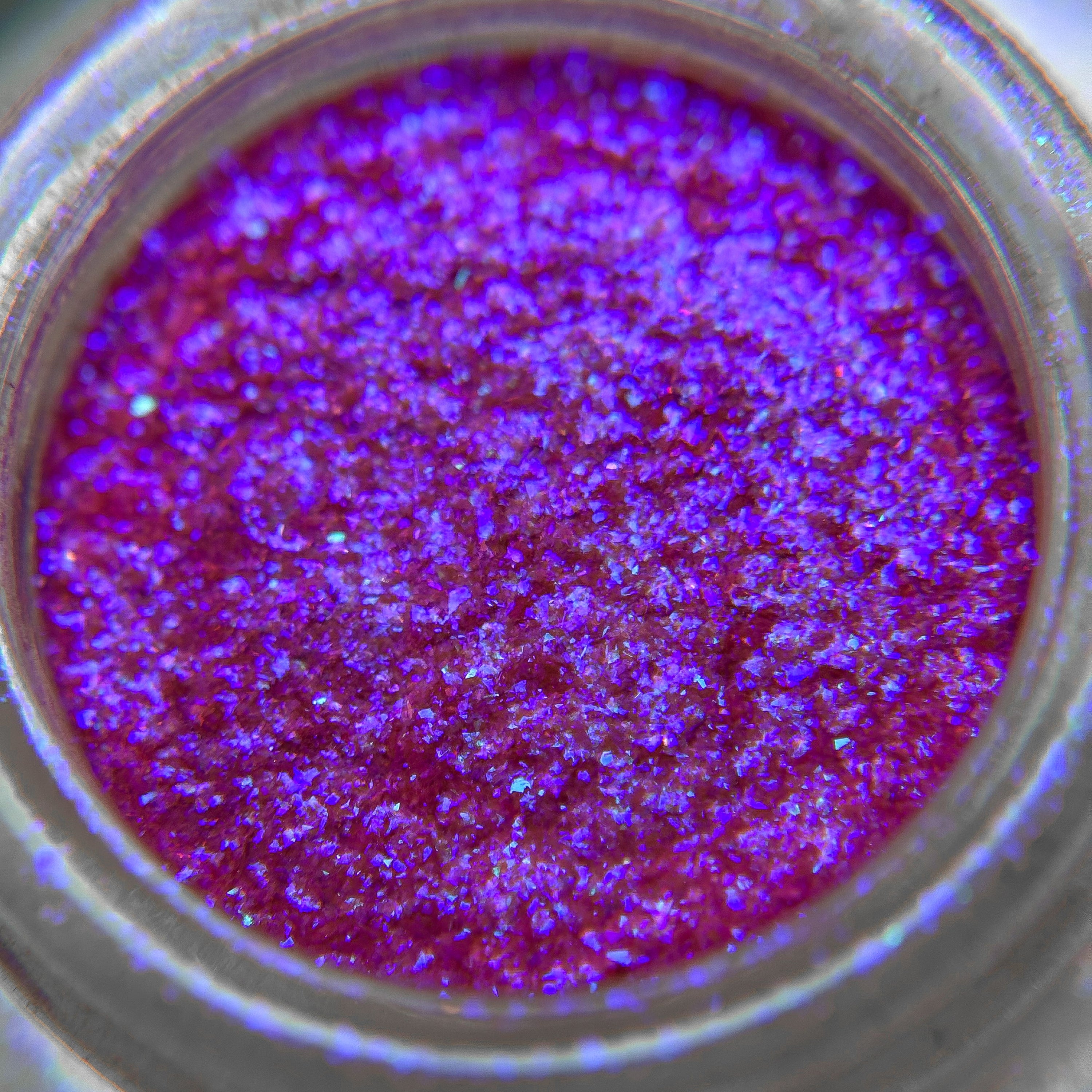 Venus - Chromatic Iridescent Loose Eyeshadow