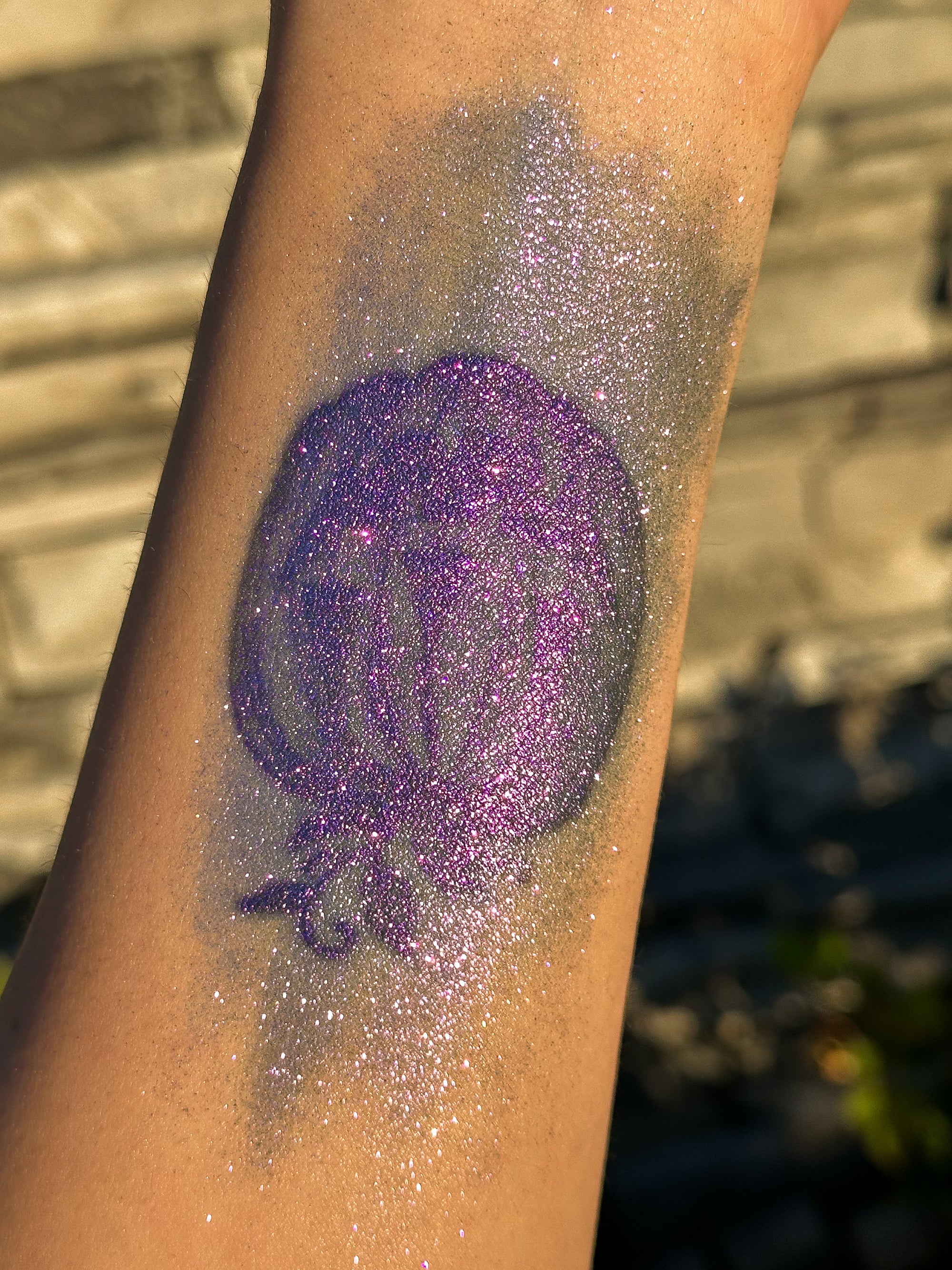 Space Age Duochrome Loose Eyeshadow