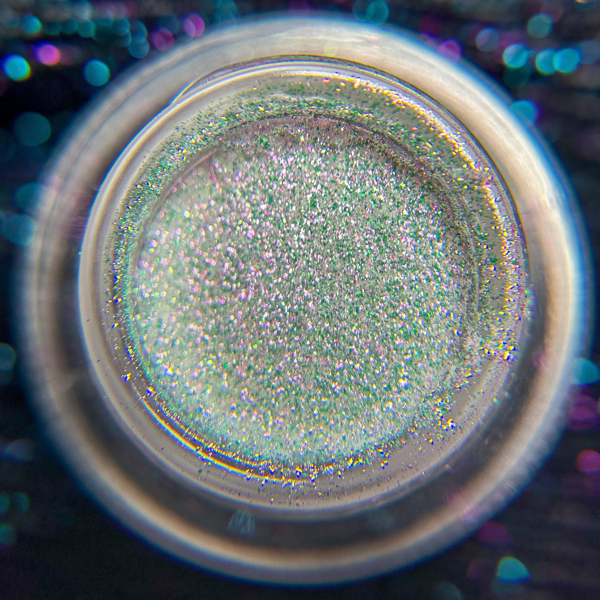 Wonderlust Loose Eyeshadow