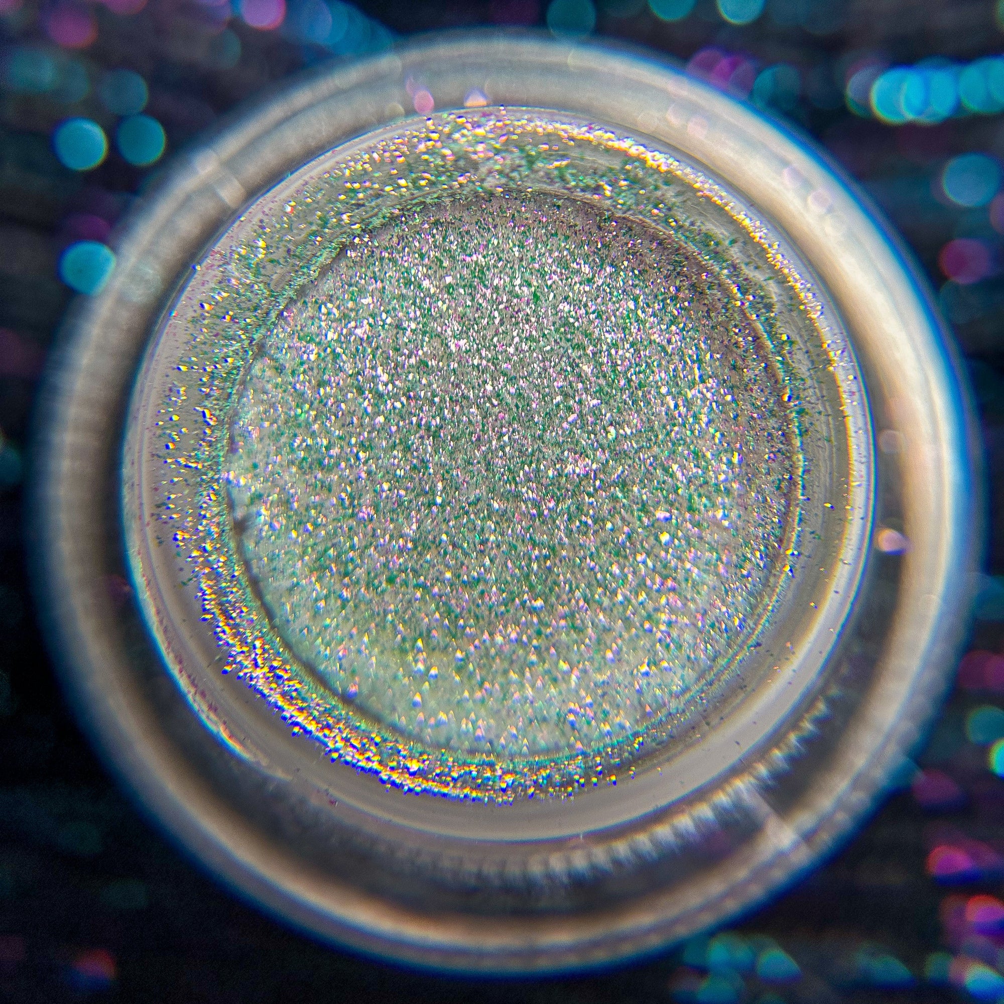 Wonderlust Loose Eyeshadow
