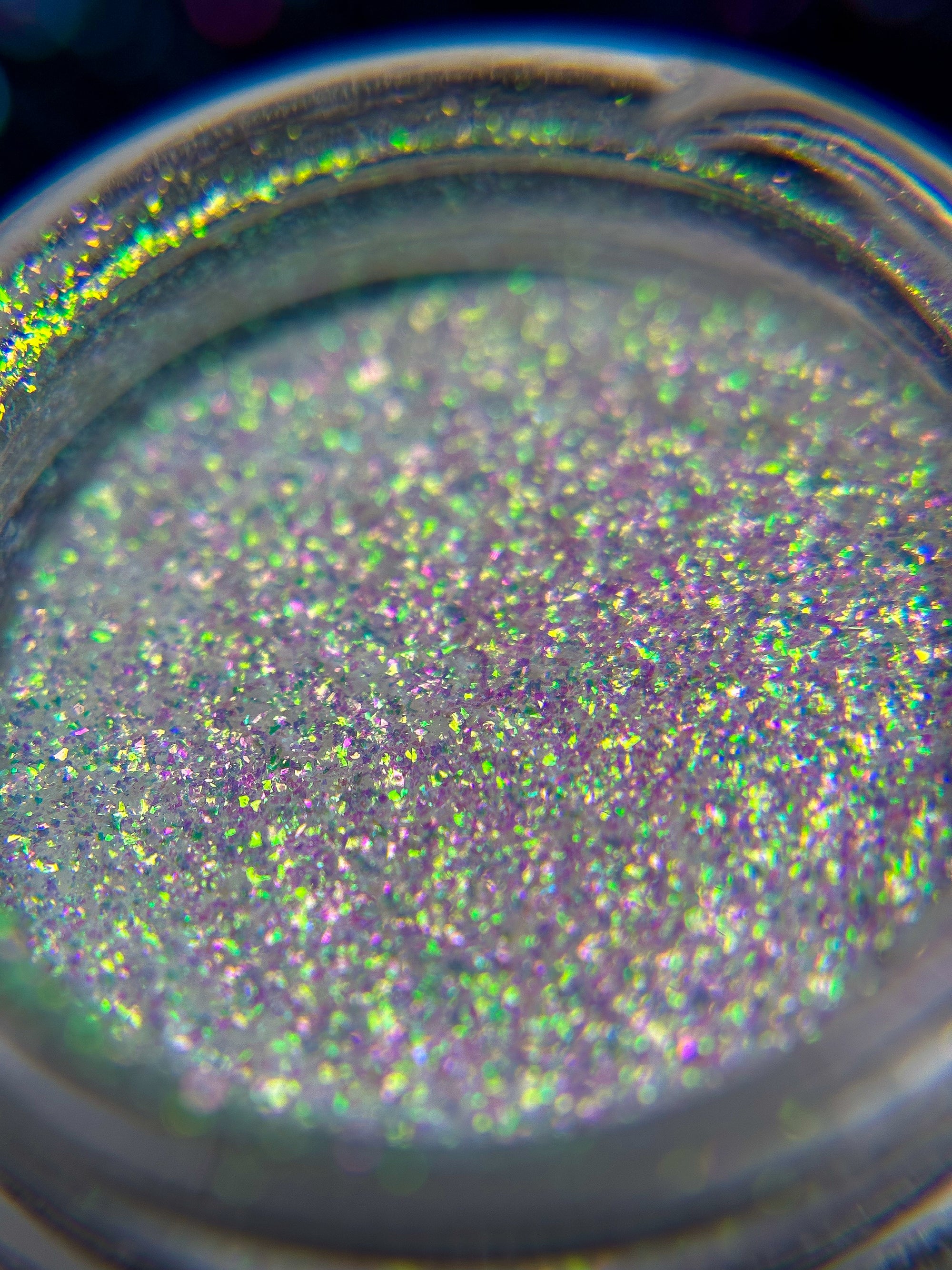 Artemis Loose Eyeshadow