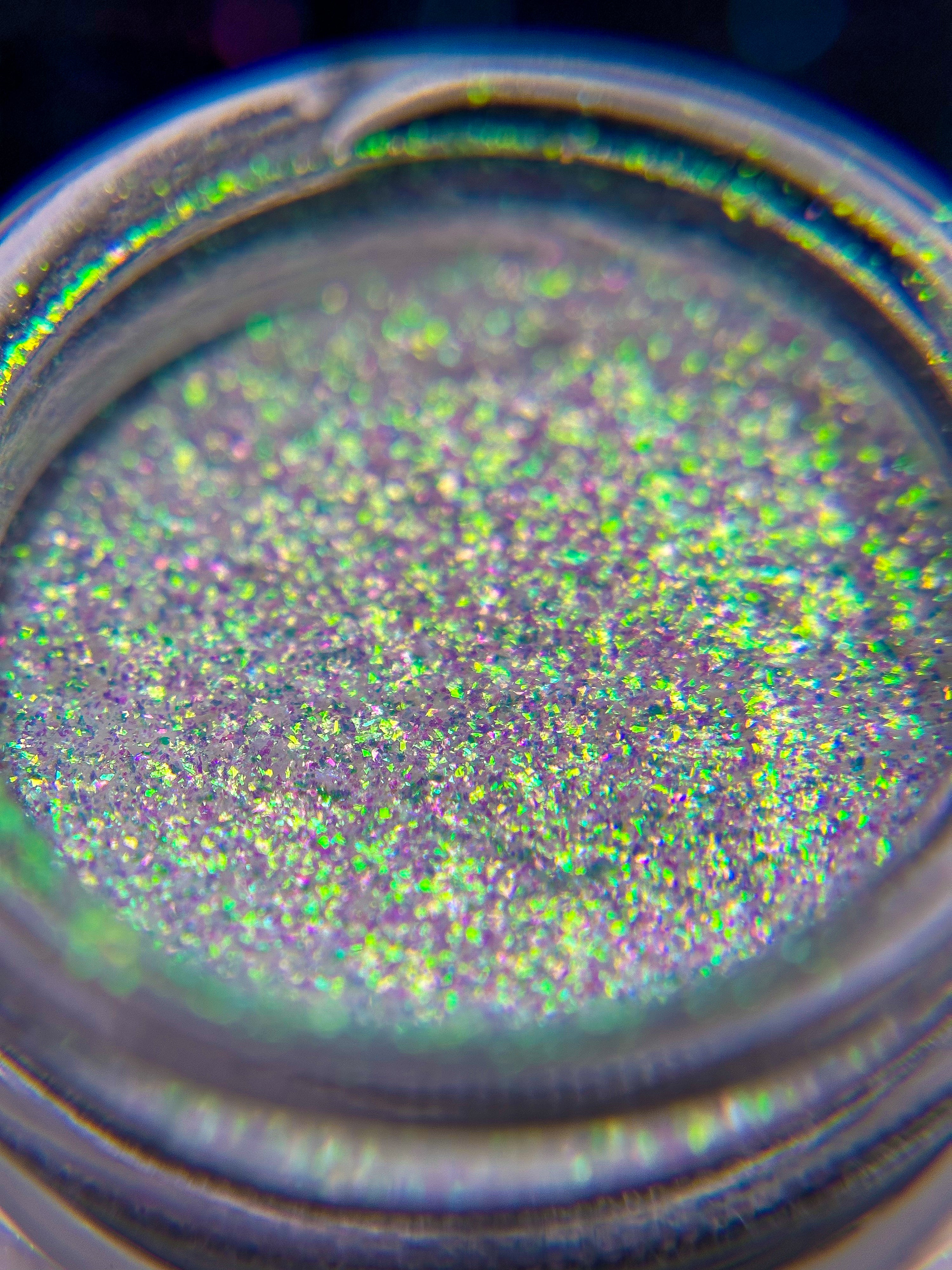 Artemis Loose Eyeshadow