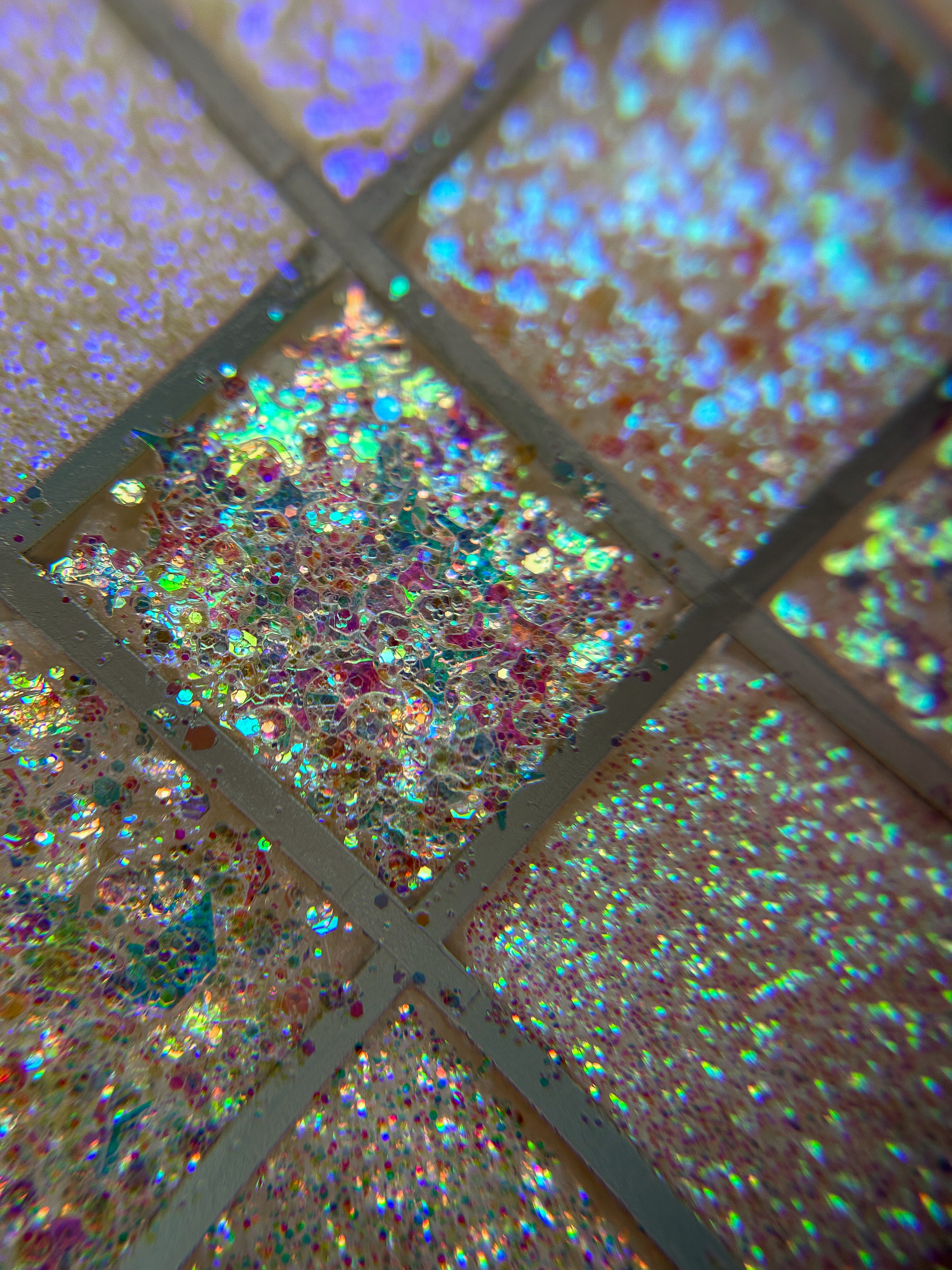 Diamond Skin - Mini 15 Color Glitter Palette