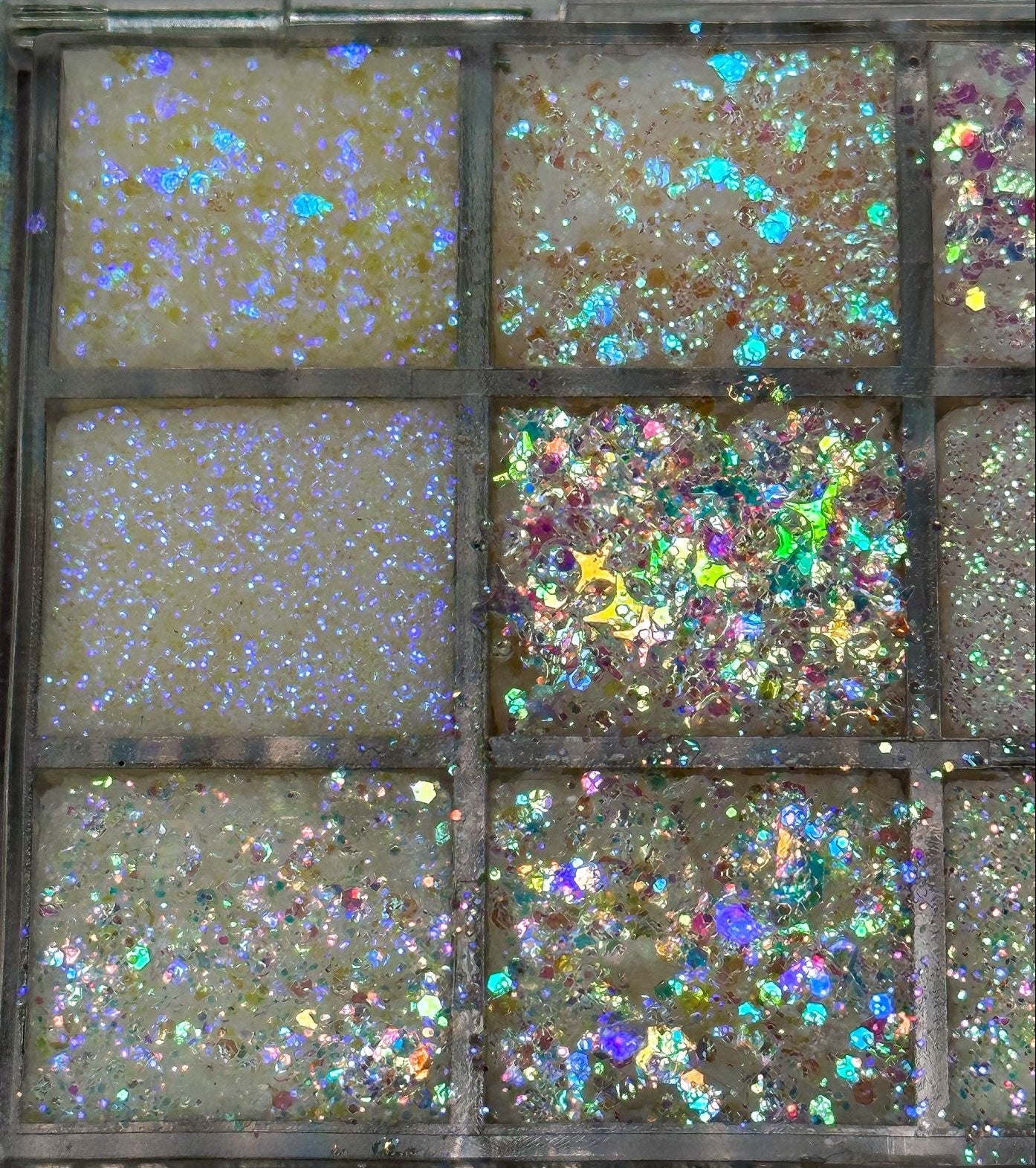 Diamond Skin - Mini 15 Color Glitter Palette