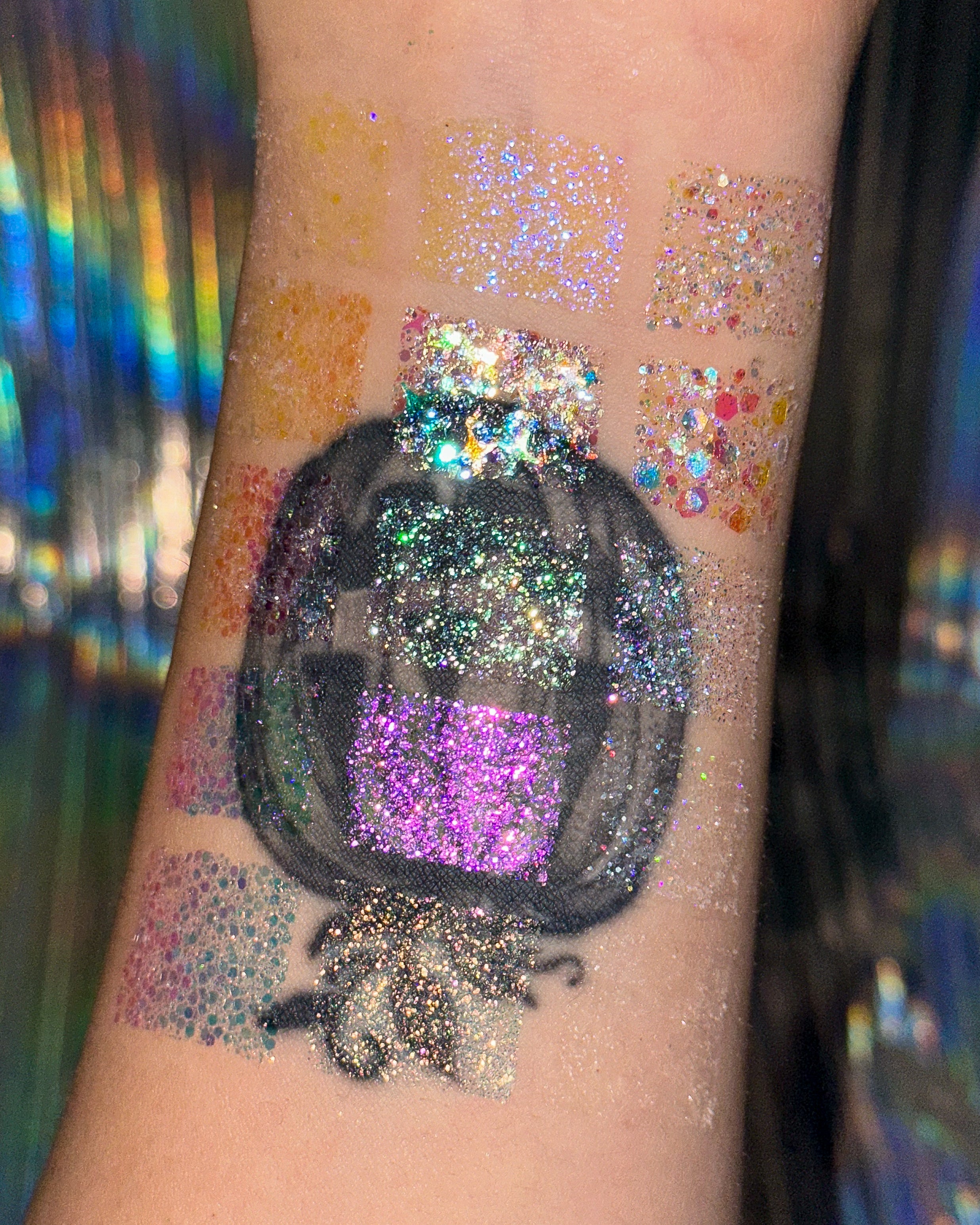 Diamond Skin - Mini 15 Color Glitter Palette