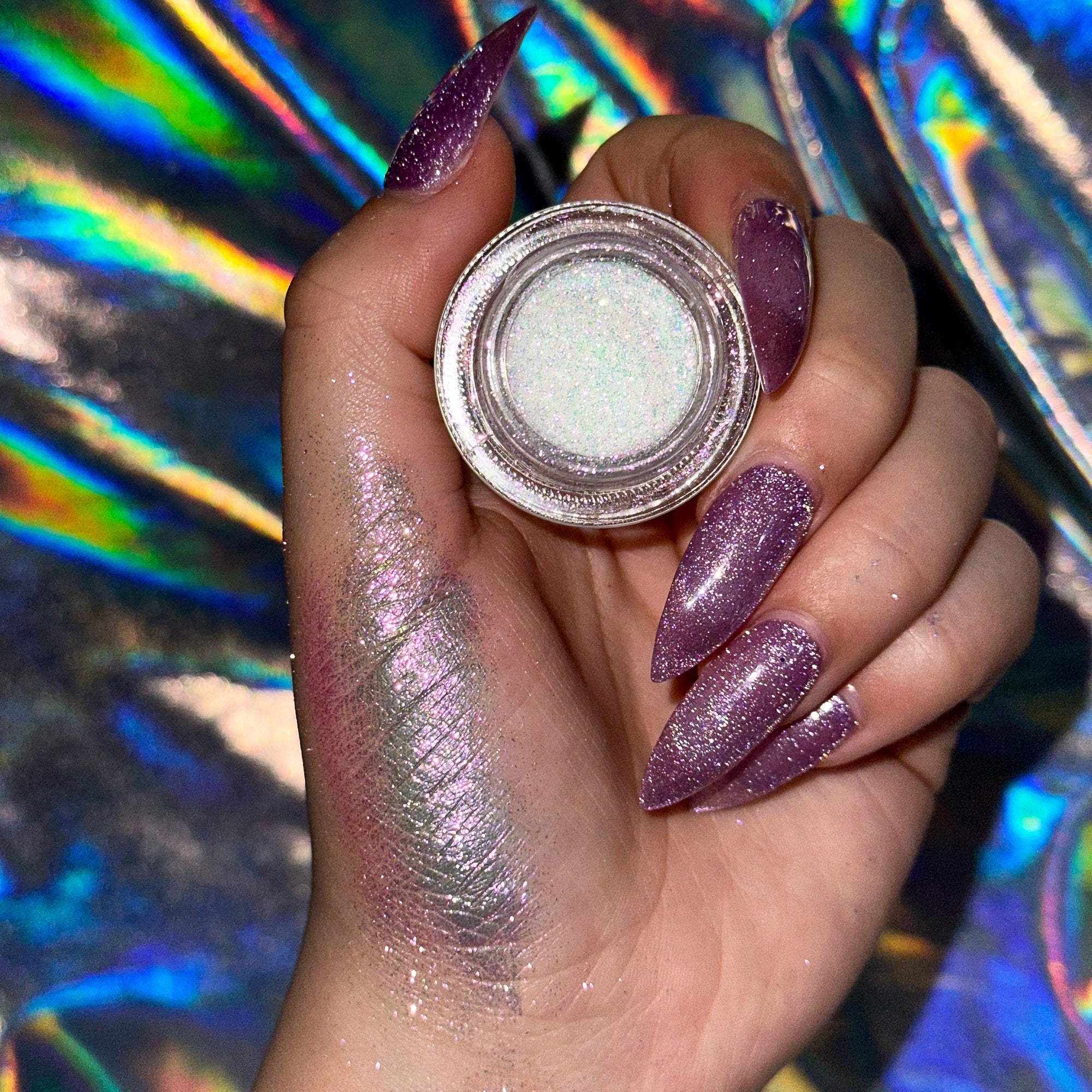 Wonderlust Loose Eyeshadow