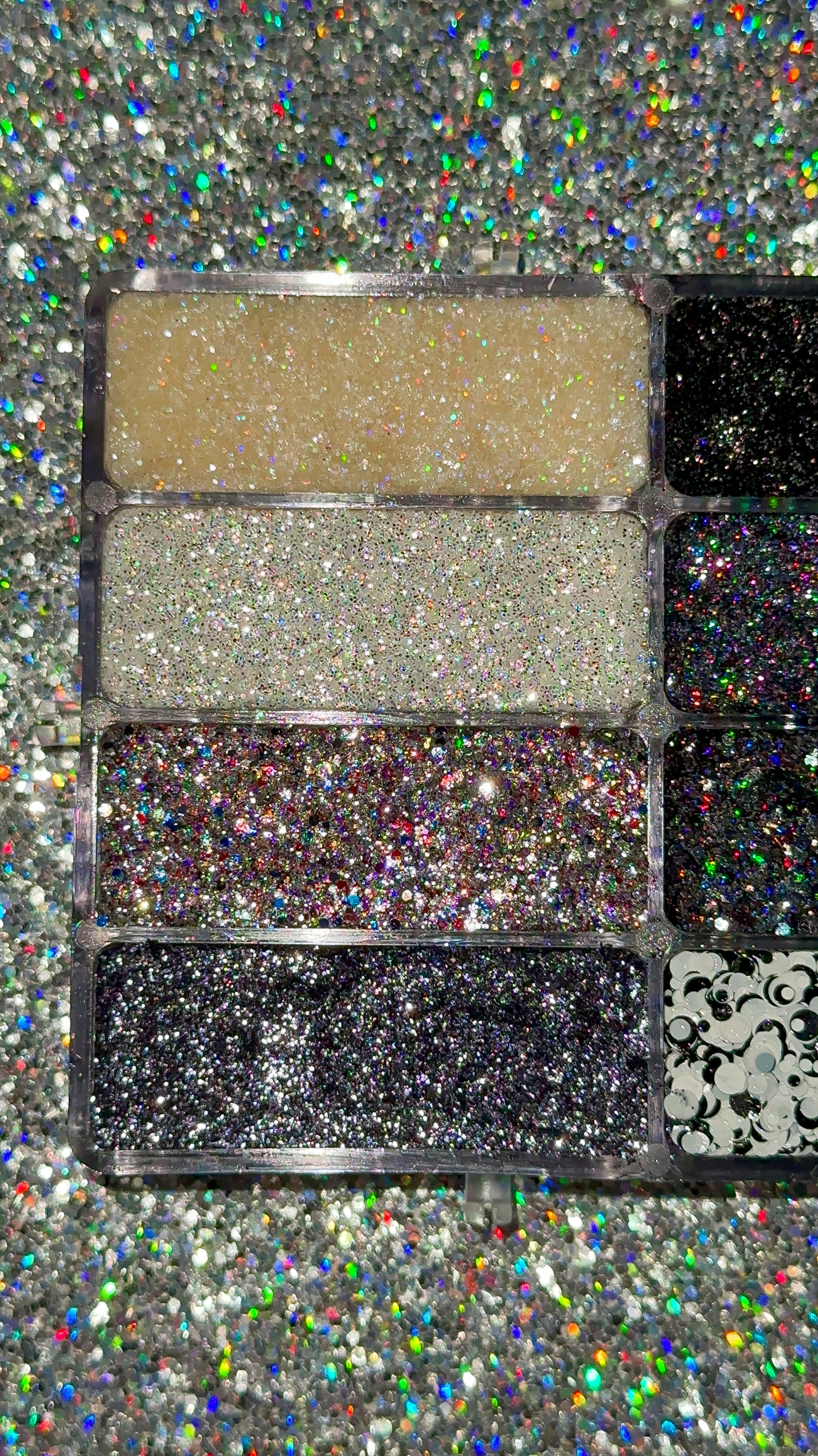 The 'To Die For' Glitter Palette