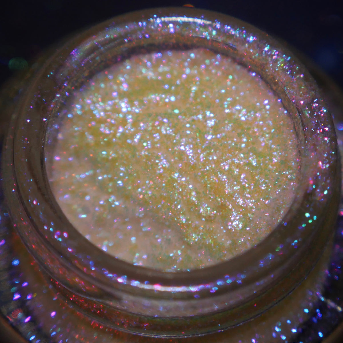 Mirage Iridescent Loose Eyeshadow