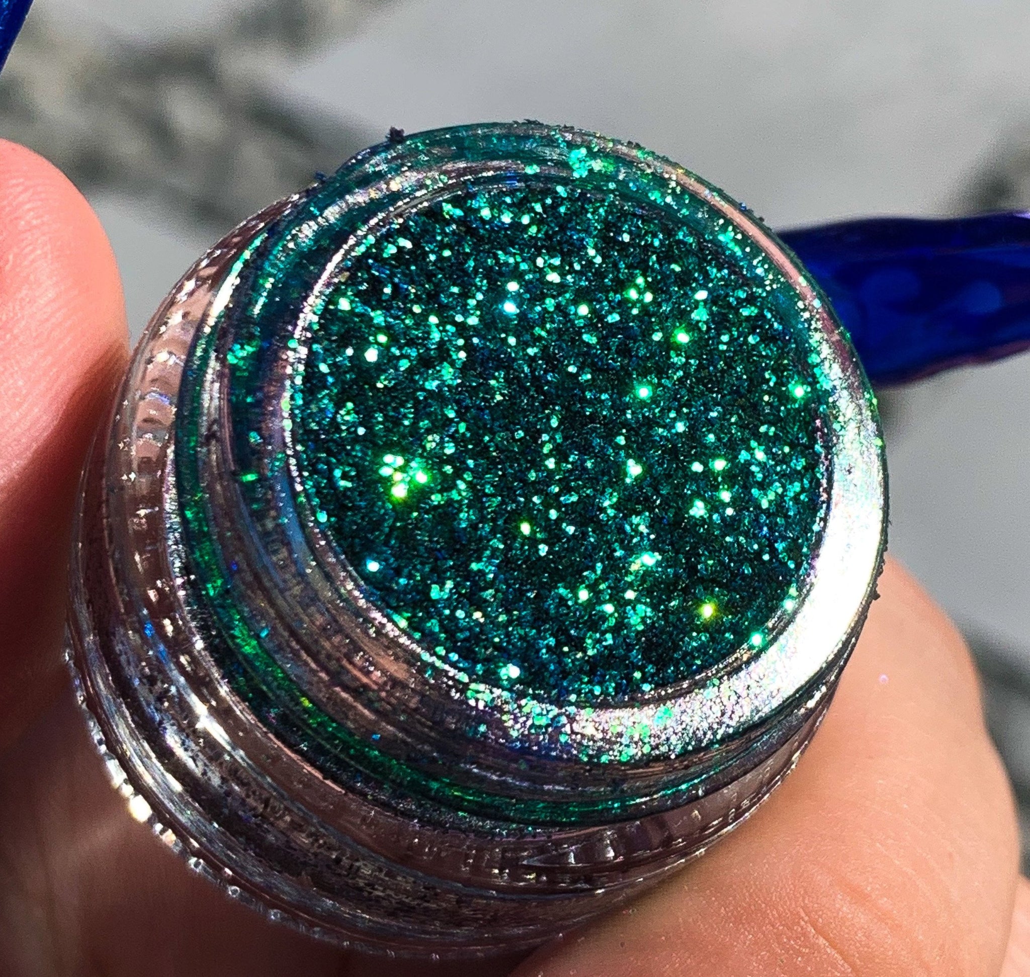 Cosmetic-grade glitter gel for every occasion.