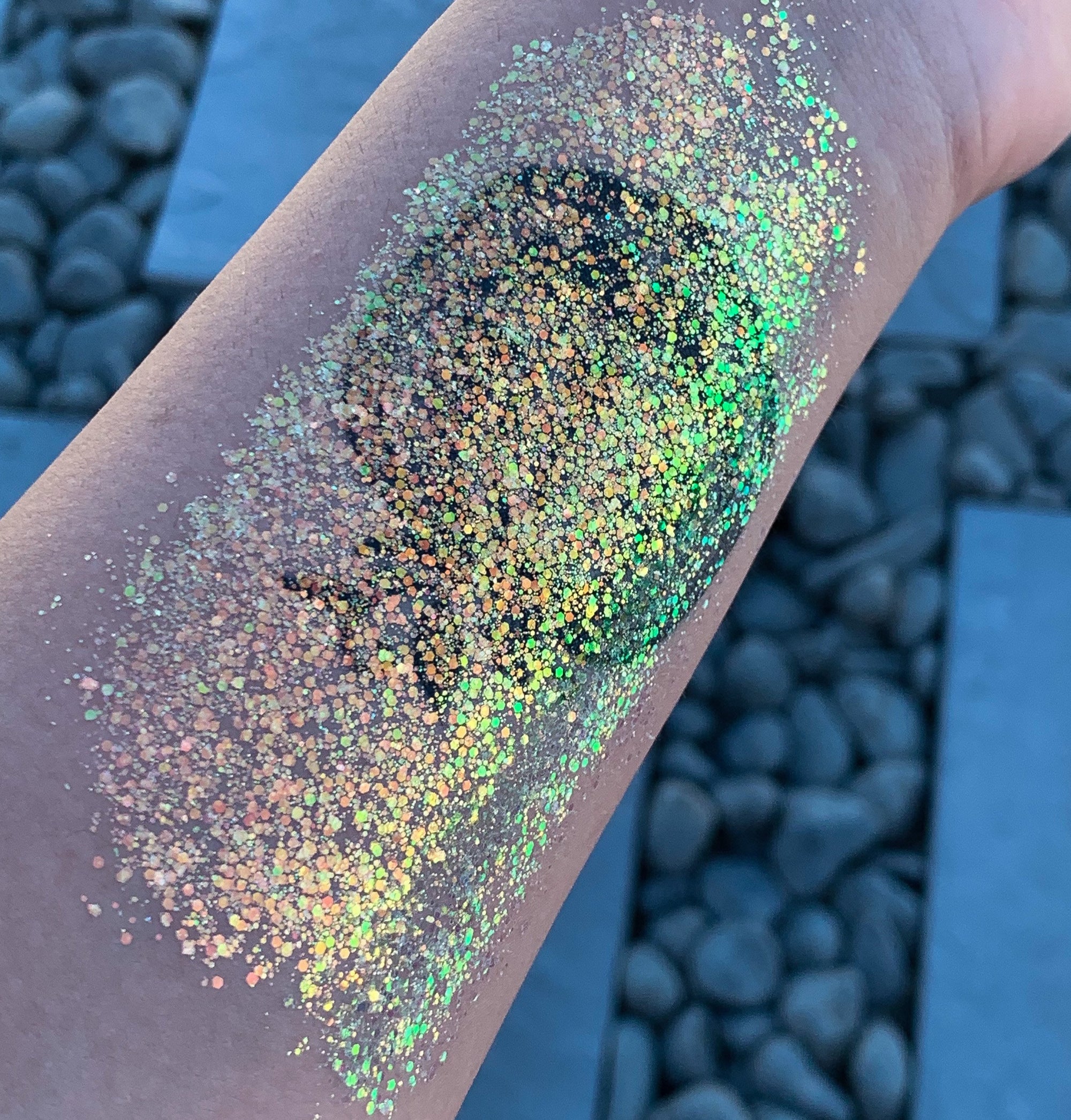 Snopal Glitter Gel - slayfirecosmetics