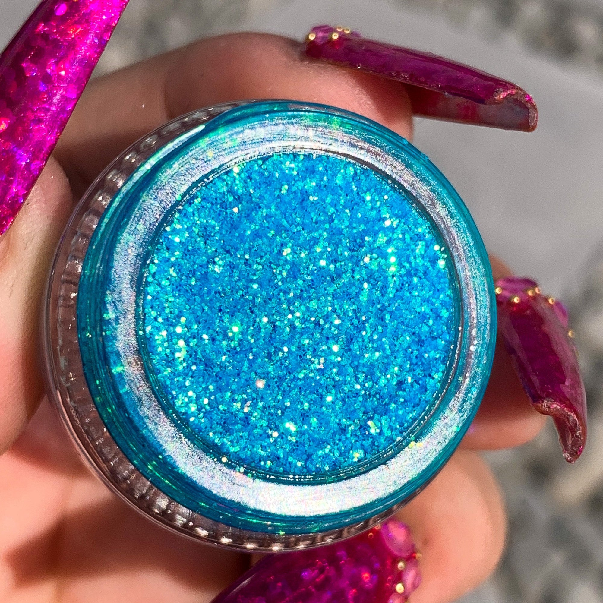 Komi Glitter Gel - slayfirecosmetics