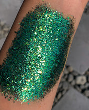 Load image into Gallery viewer, Slither Glitter Gel - slayfirecosmetics
