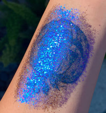 Load image into Gallery viewer, Cerberus Glitter Gel
