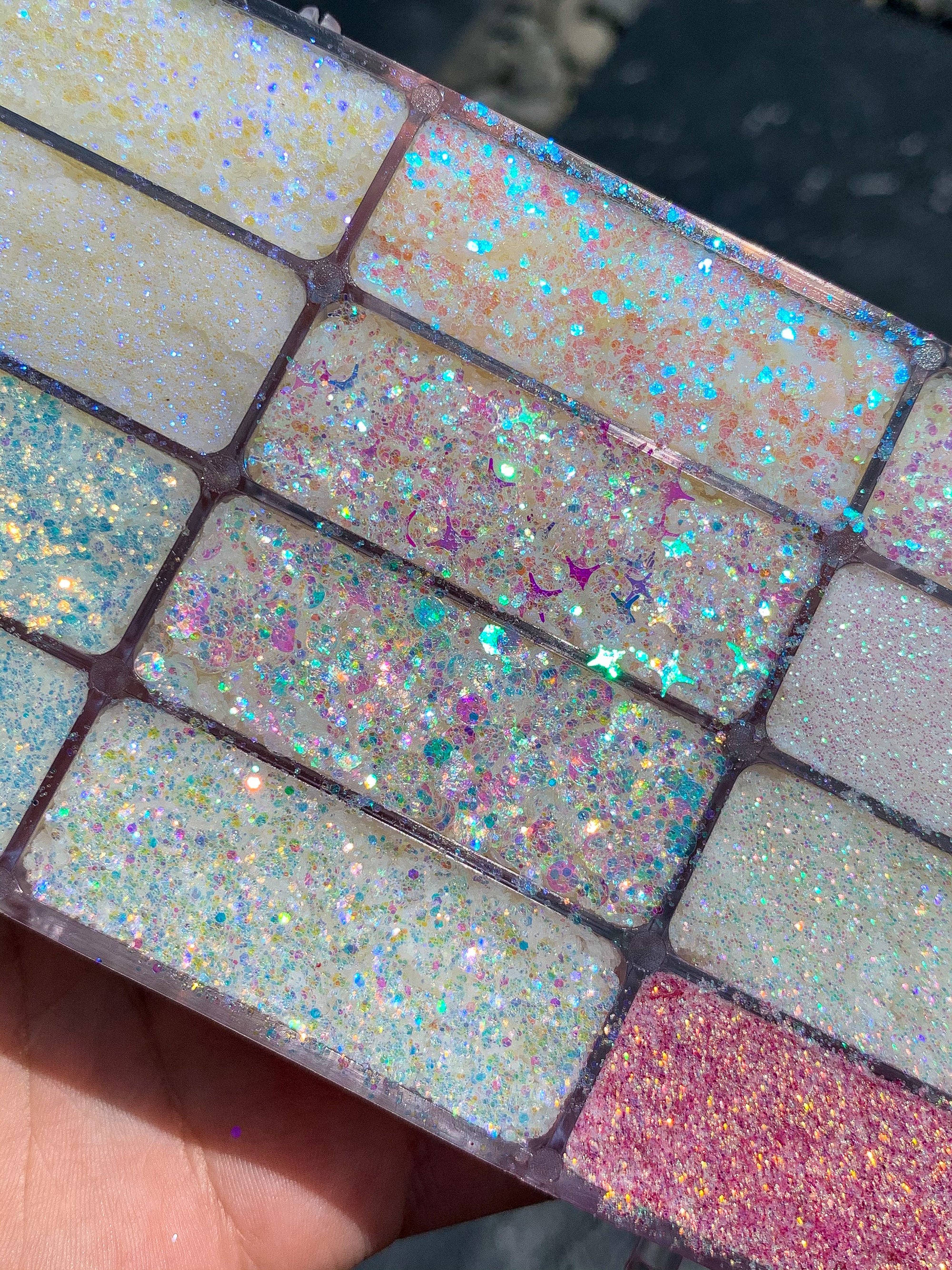 Diamond Skin Glitter Palette