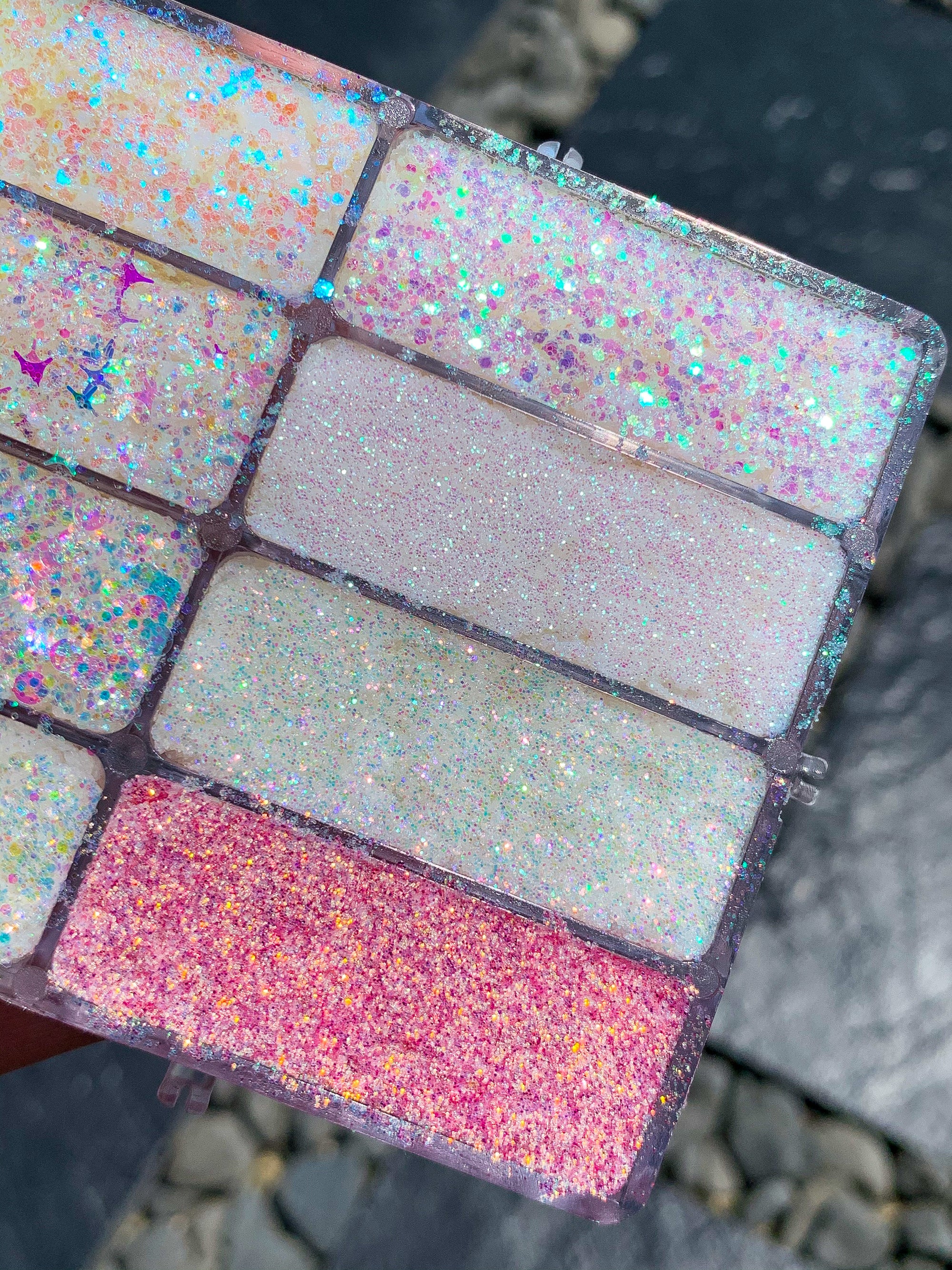 Diamond Skin Glitter Palette