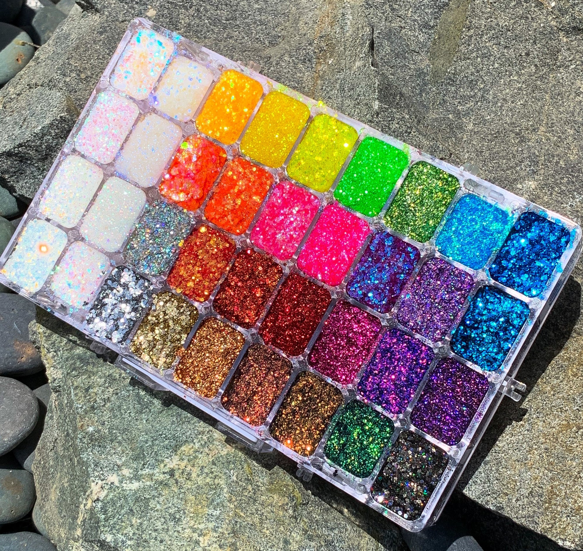 Holy Grail Glitter Palette
