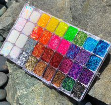 Load image into Gallery viewer, Holy Grail Glitter Palette
